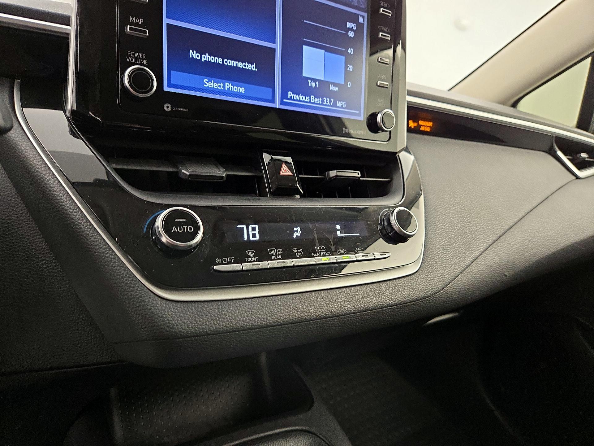 Thumbnail: 2021 Toyota Corolla - 16