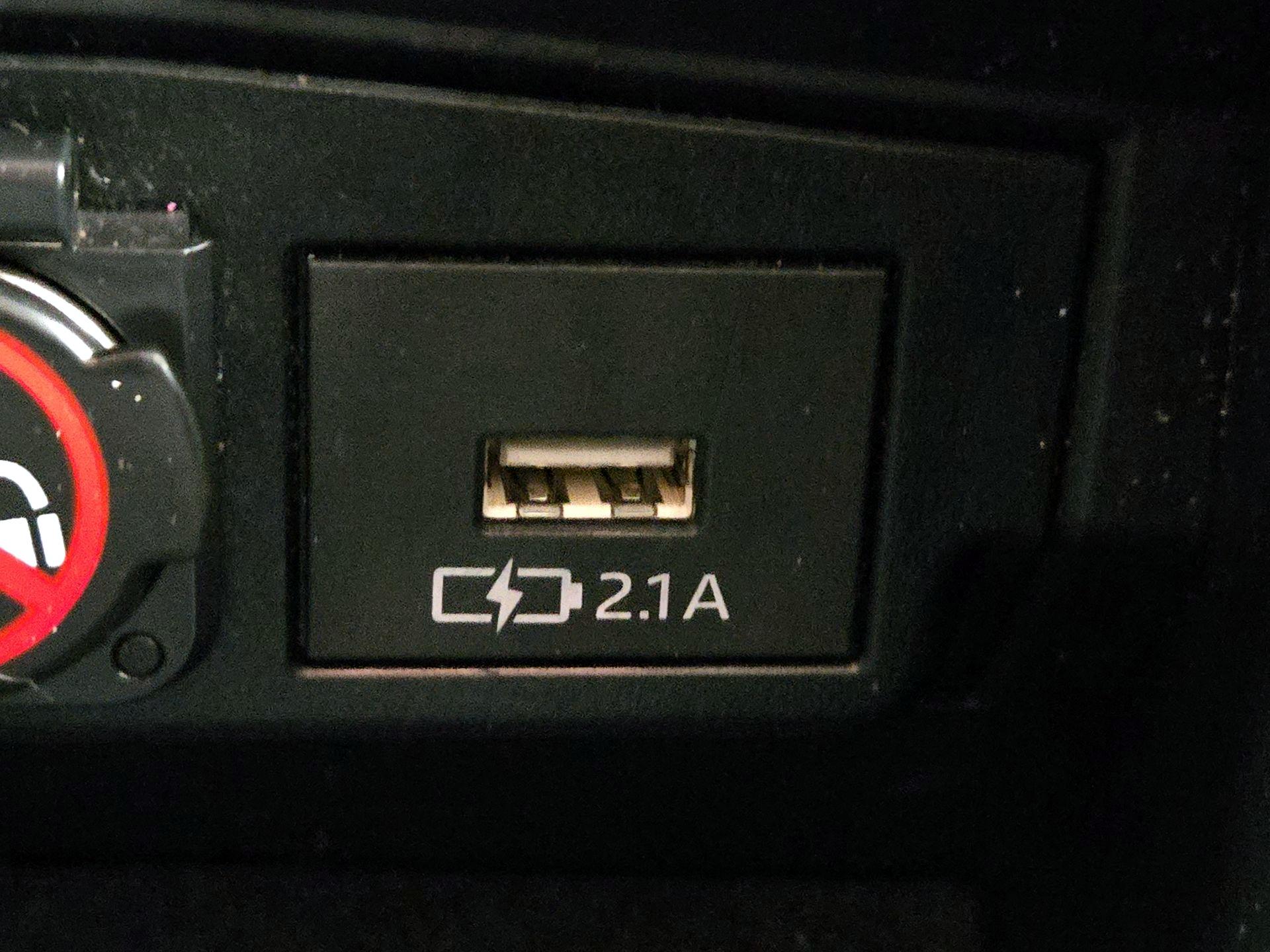 Thumbnail: 2021 Toyota Corolla - 18