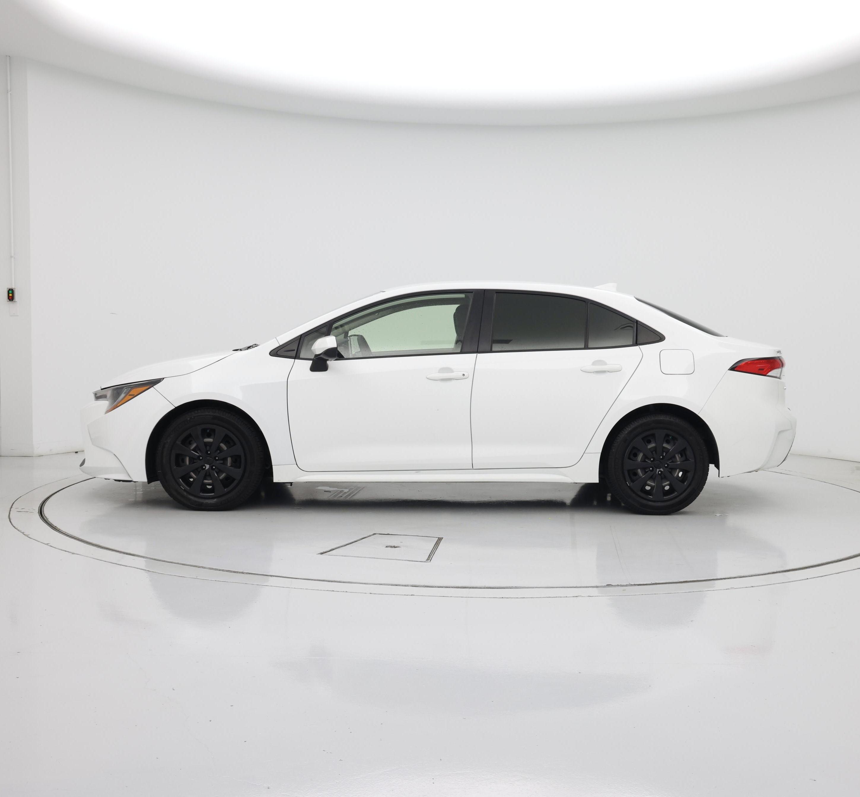 Thumbnail: 2021 Toyota Corolla - 3