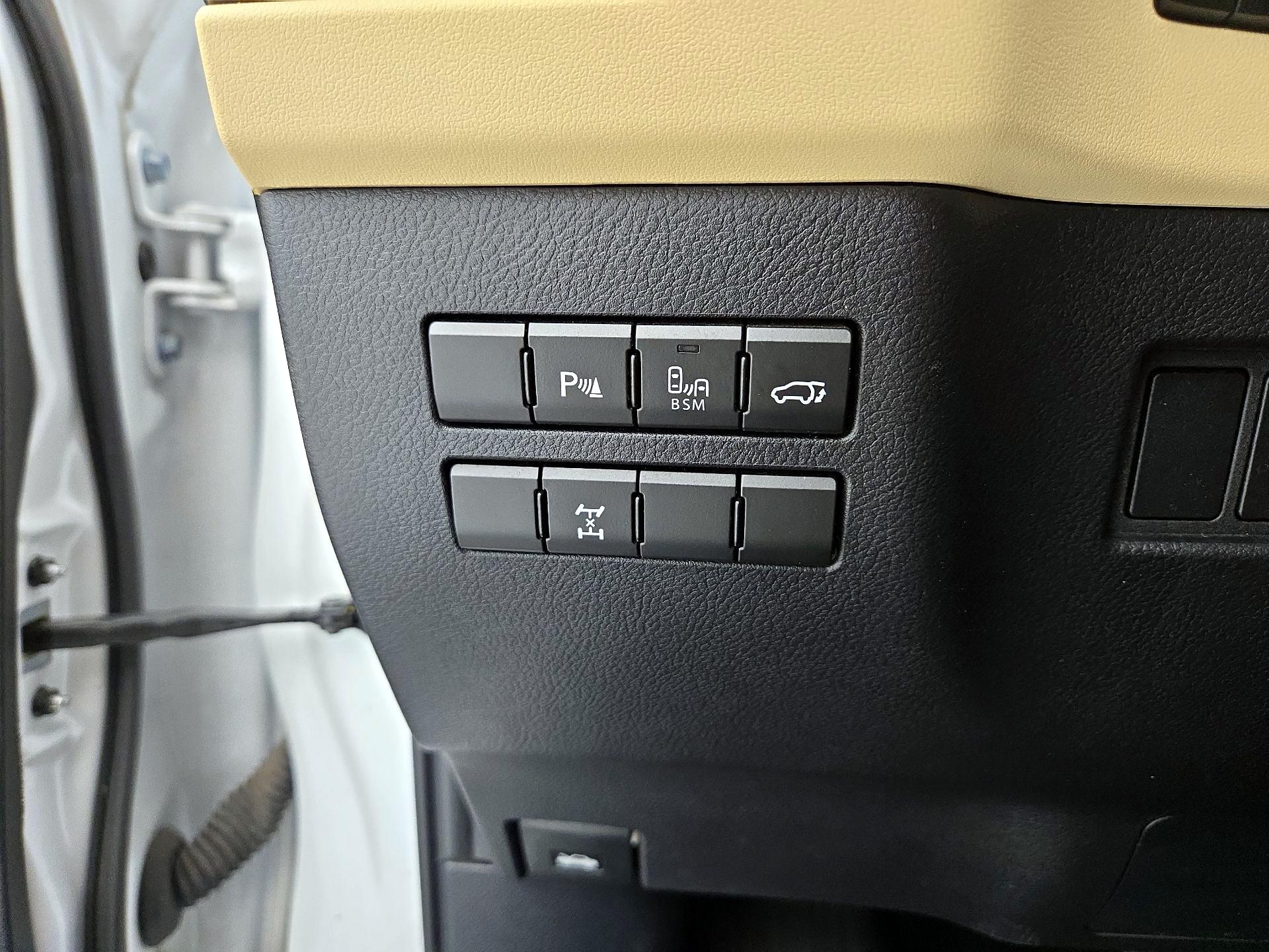 Thumbnail: 2017 Lexus NX - 13