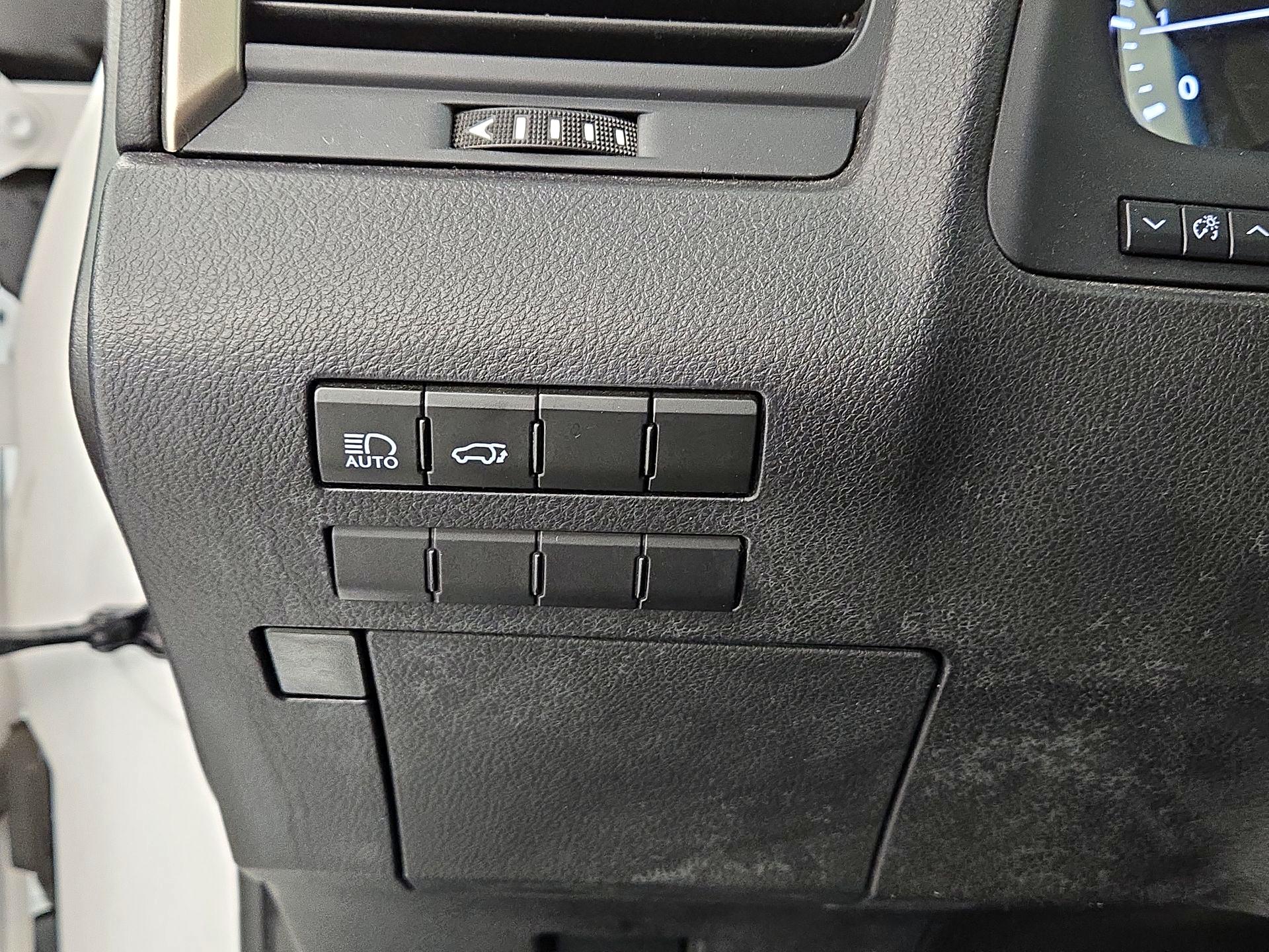 Thumbnail: 2016 Lexus RX - 13