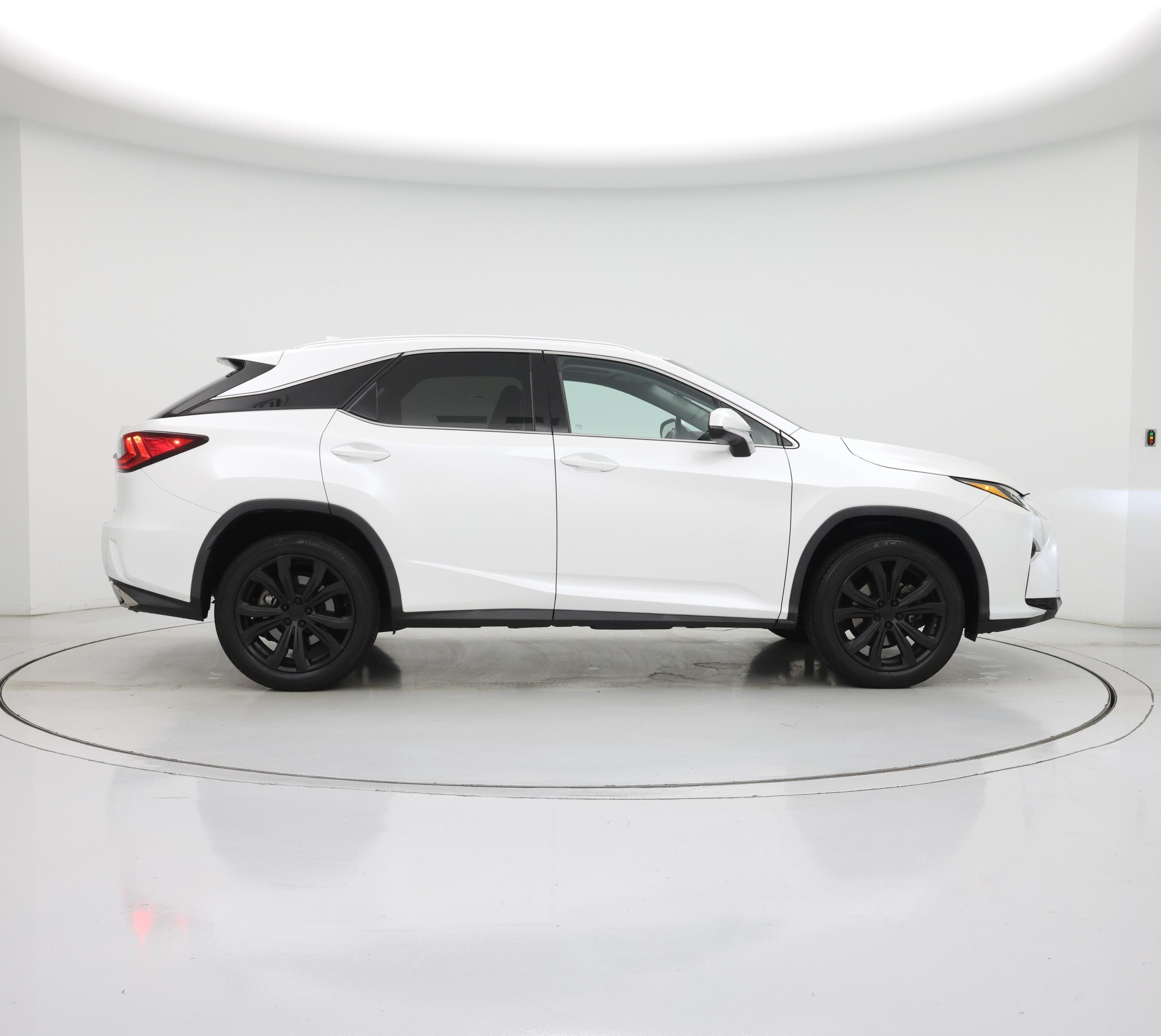 Thumbnail: 2016 Lexus RX - 7