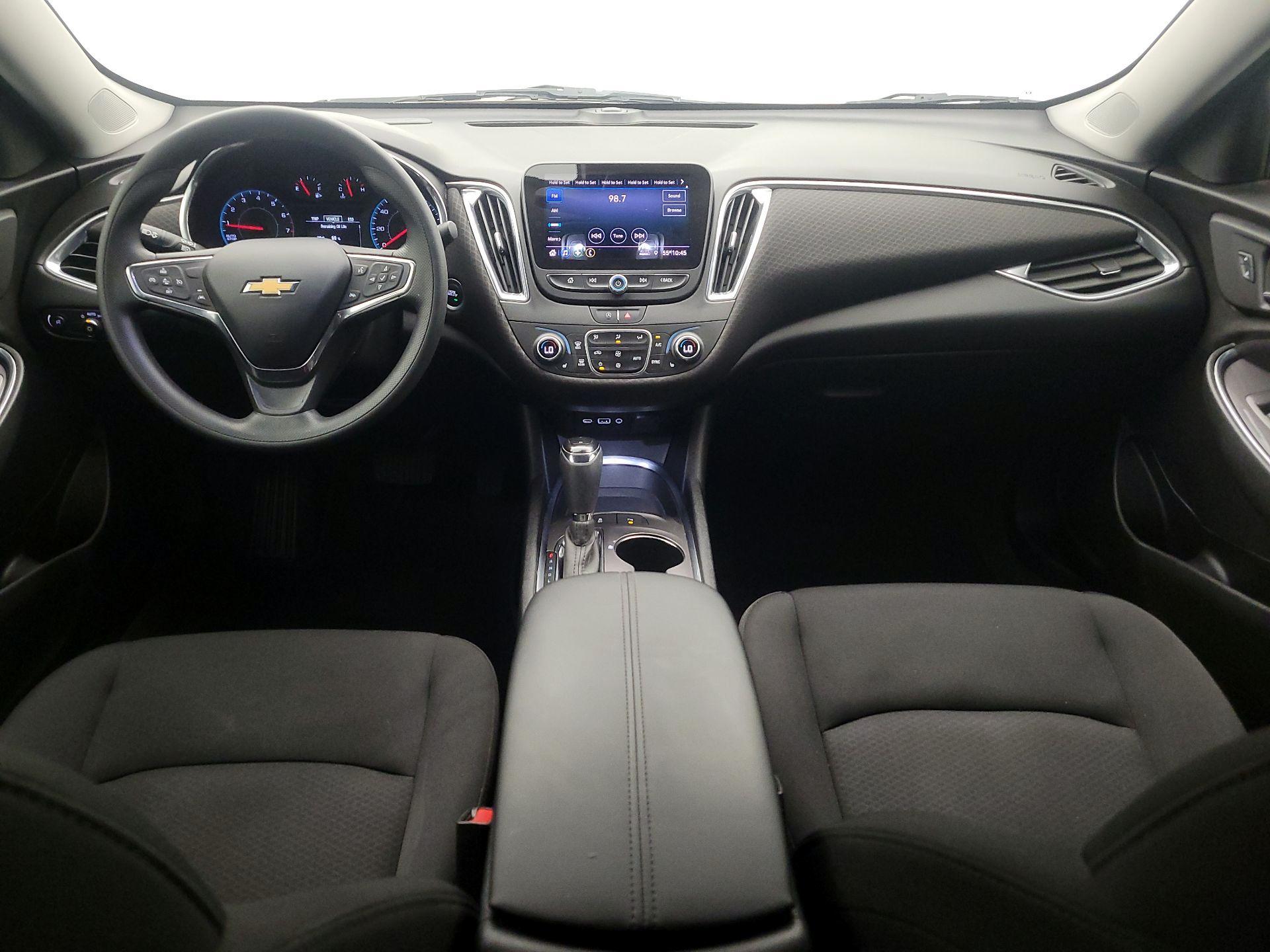 Thumbnail: 2020 Chevrolet Malibu - 9
