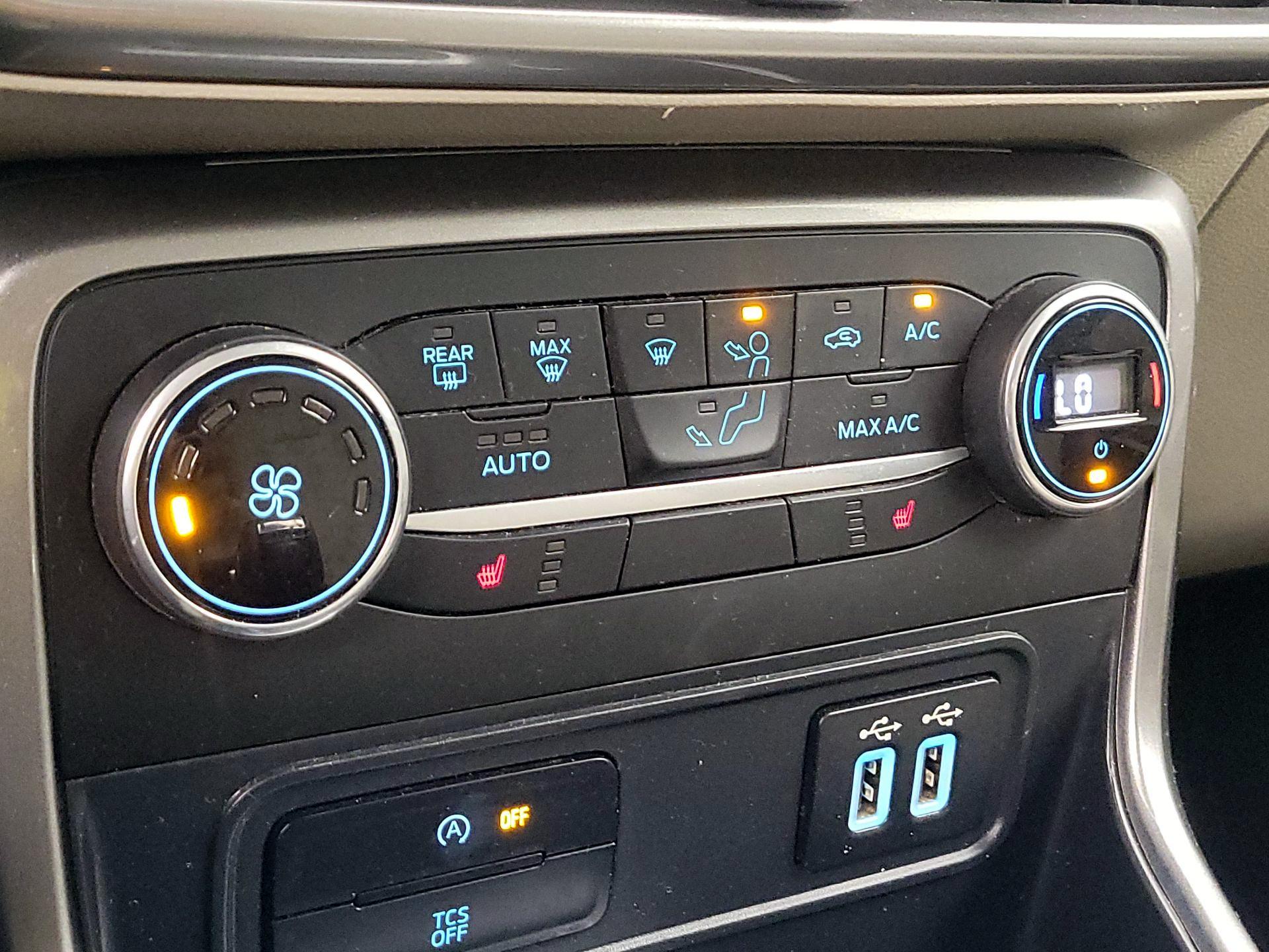 Thumbnail: 2021 Ford EcoSport - 16