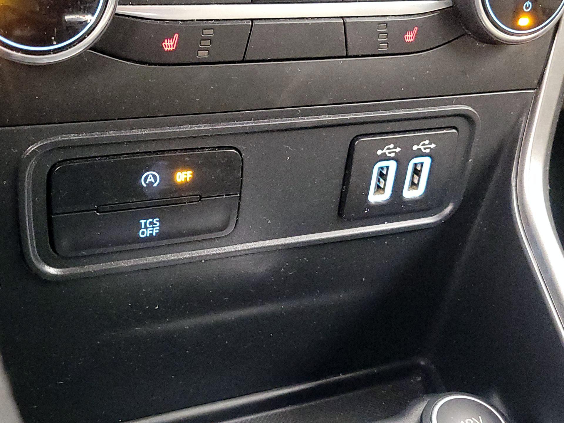 Thumbnail: 2021 Ford EcoSport - 18