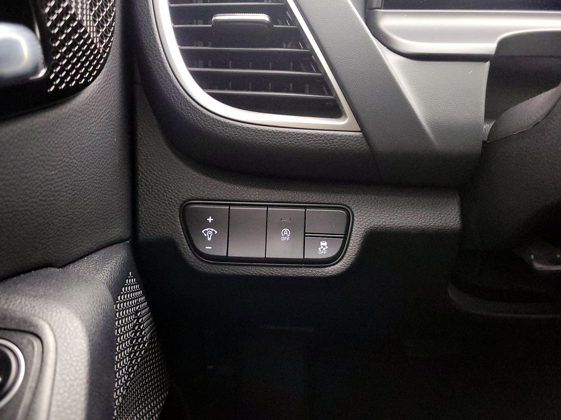 Thumbnail: 2024 Kia Seltos - 13