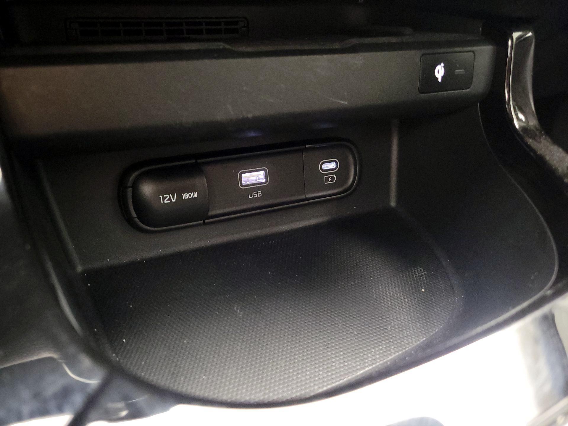 Thumbnail: 2024 Kia Seltos - 19