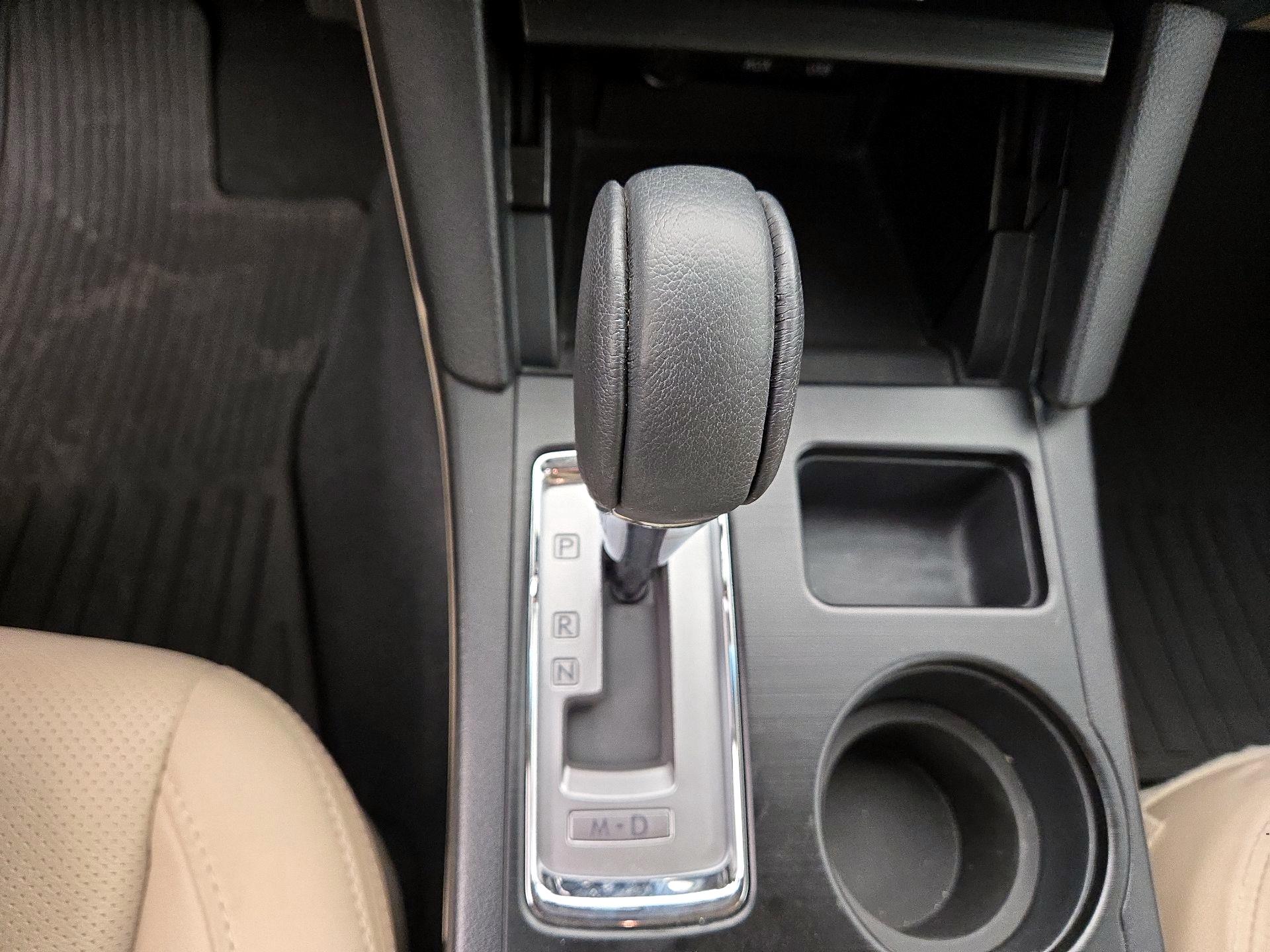 Thumbnail: 2016 Subaru Outback - 18