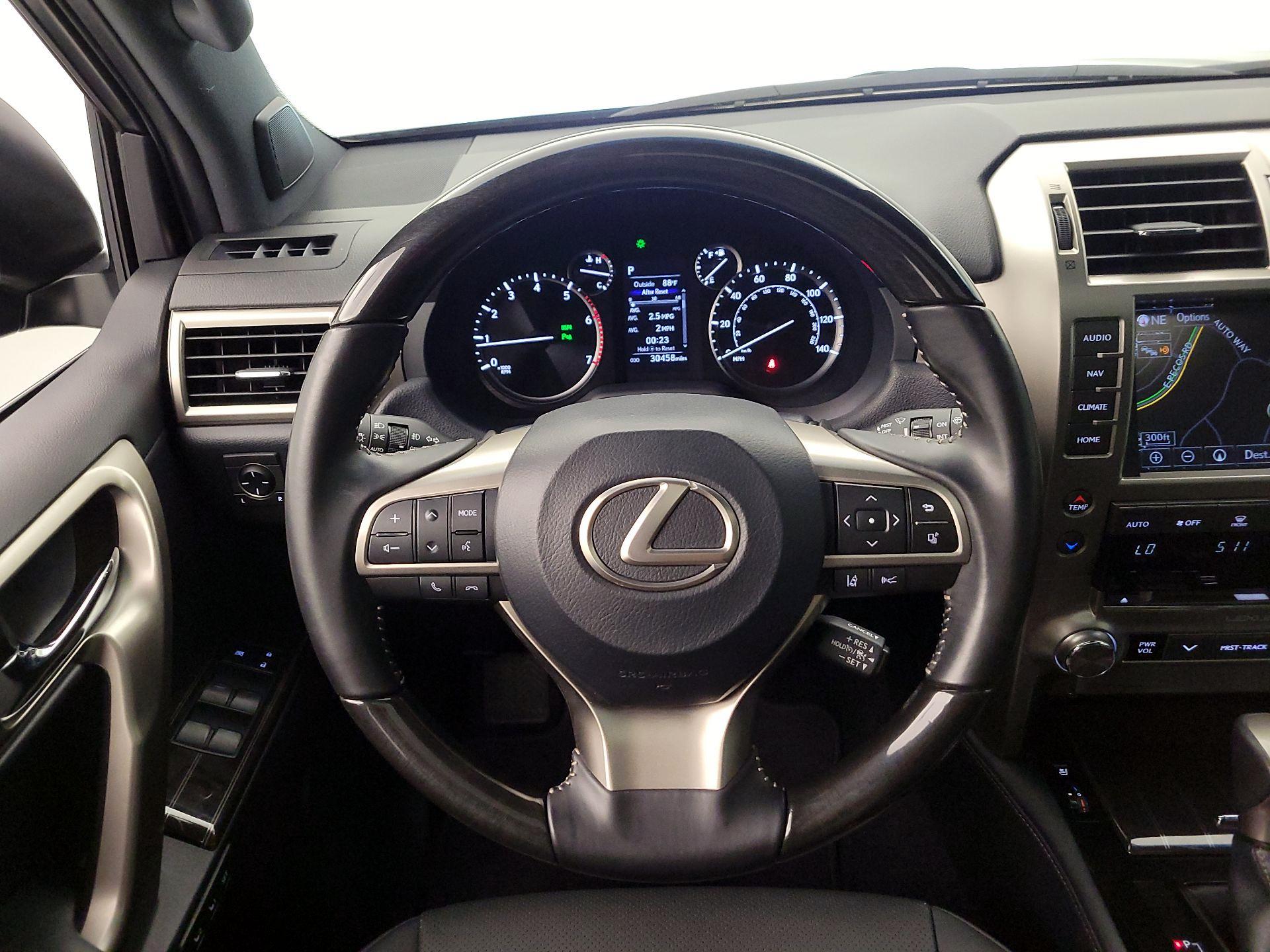 Thumbnail: 2020 Lexus GX - 10