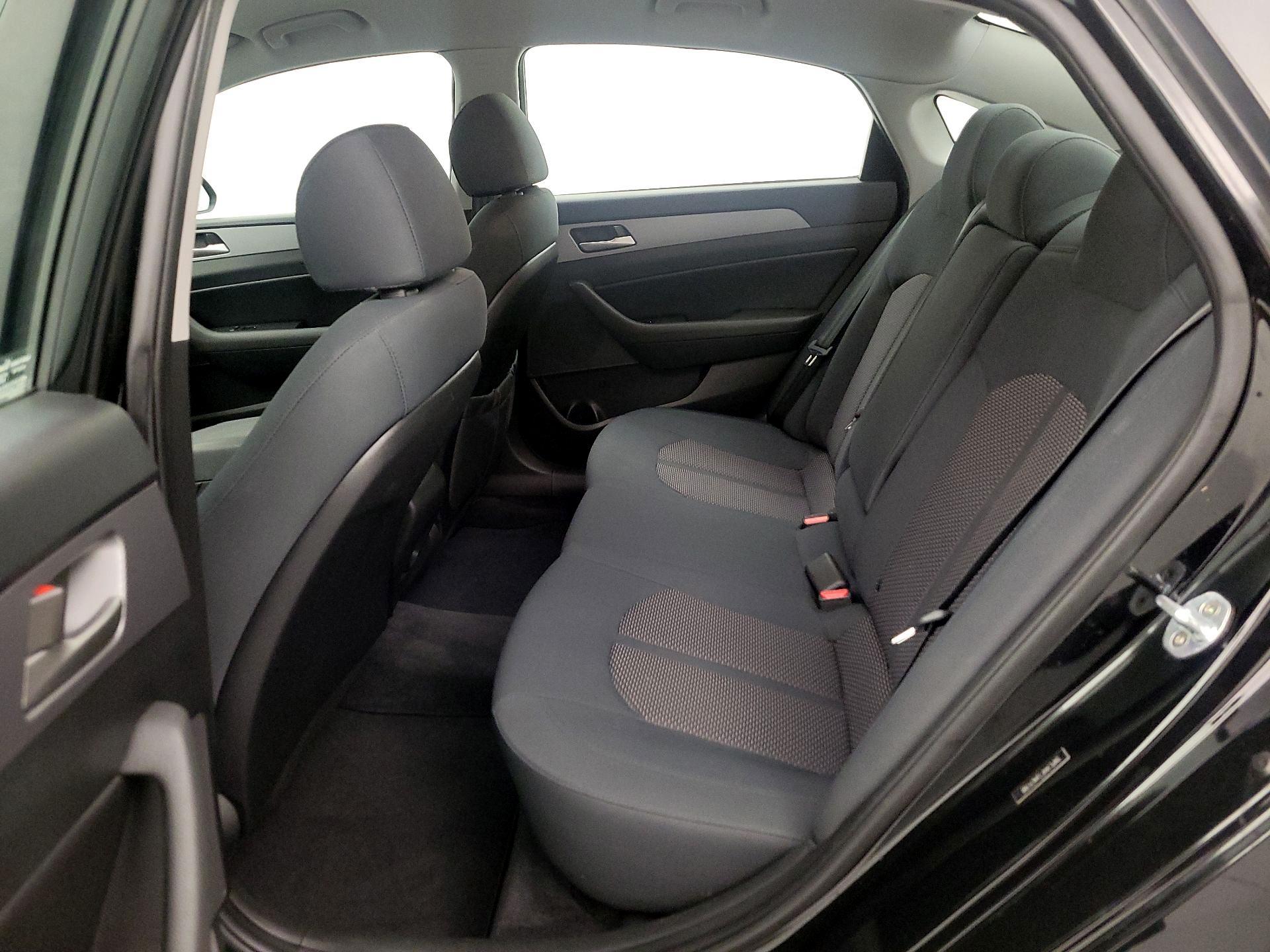 Thumbnail: 2018 Hyundai Sonata - 19