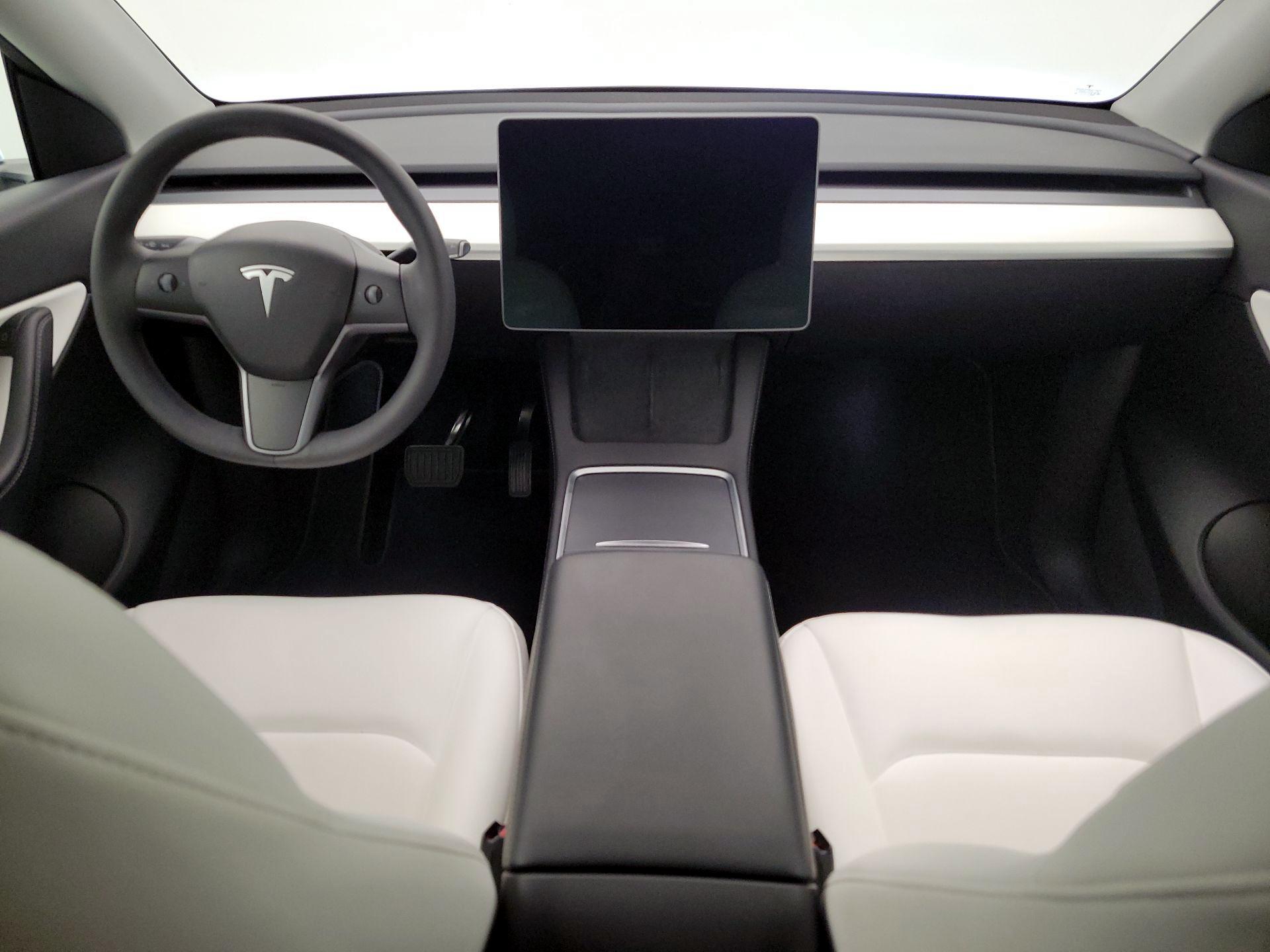 Thumbnail: 2022 Tesla Model Y - 9