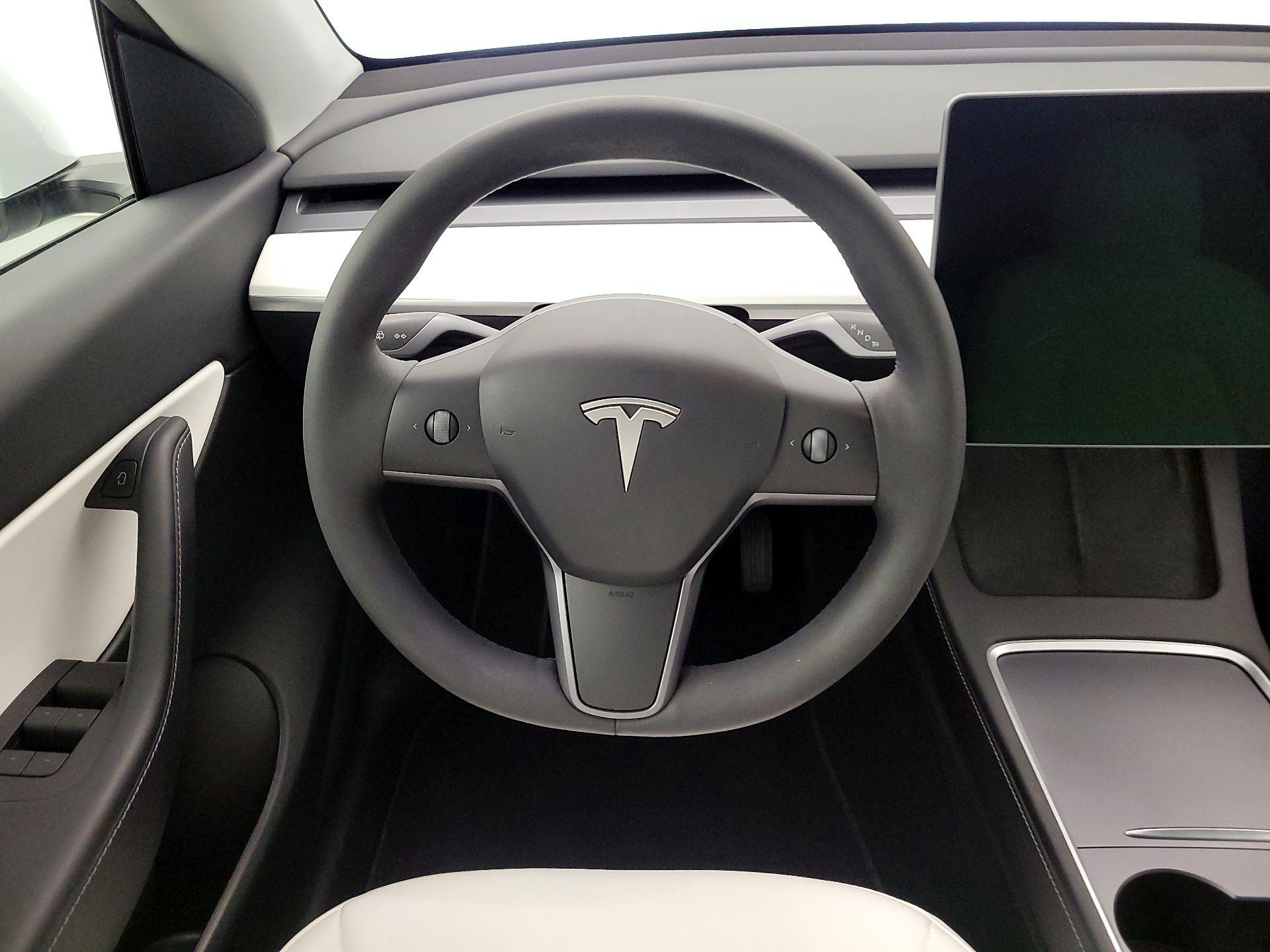 Thumbnail: 2022 Tesla Model Y - 10
