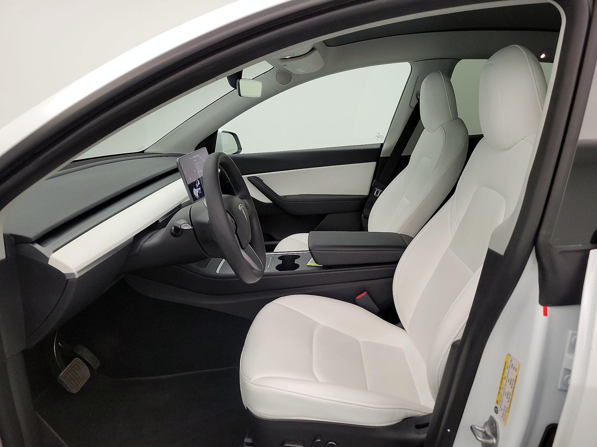 Thumbnail: 2022 Tesla Model Y - 11