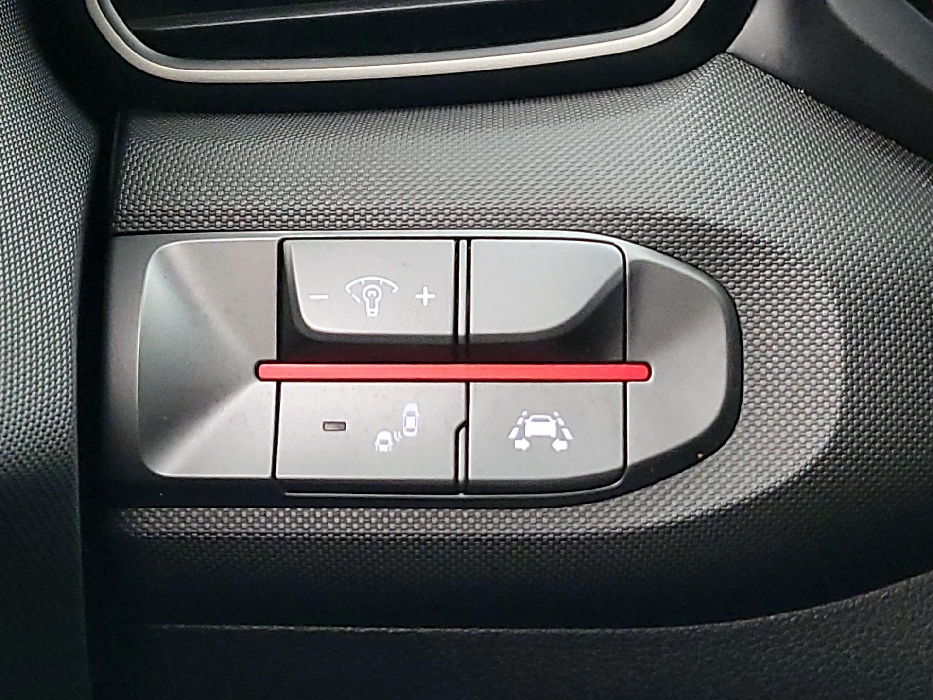 Thumbnail: 2020 Hyundai Veloster - 13