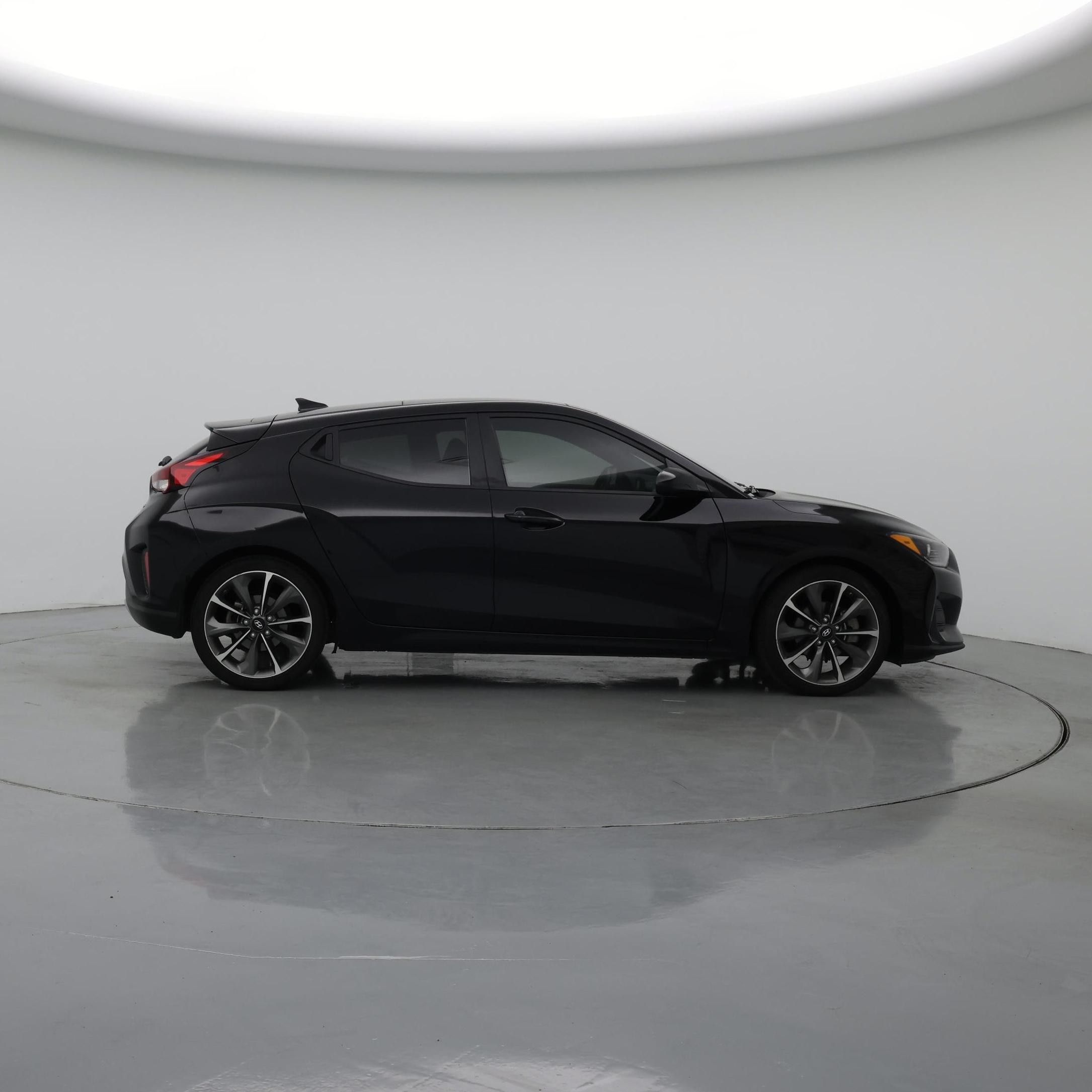 Thumbnail: 2020 Hyundai Veloster - 7