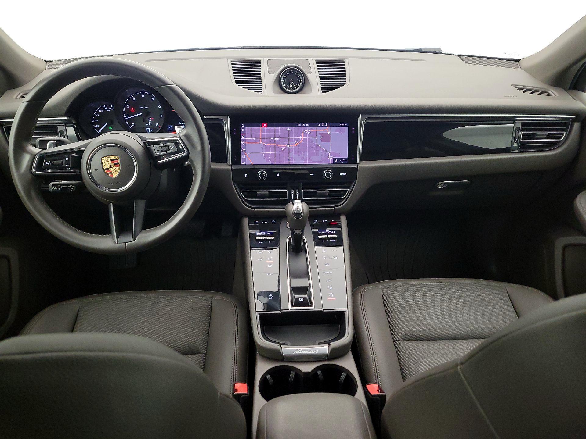 Thumbnail: 2023 Porsche Macan - 9