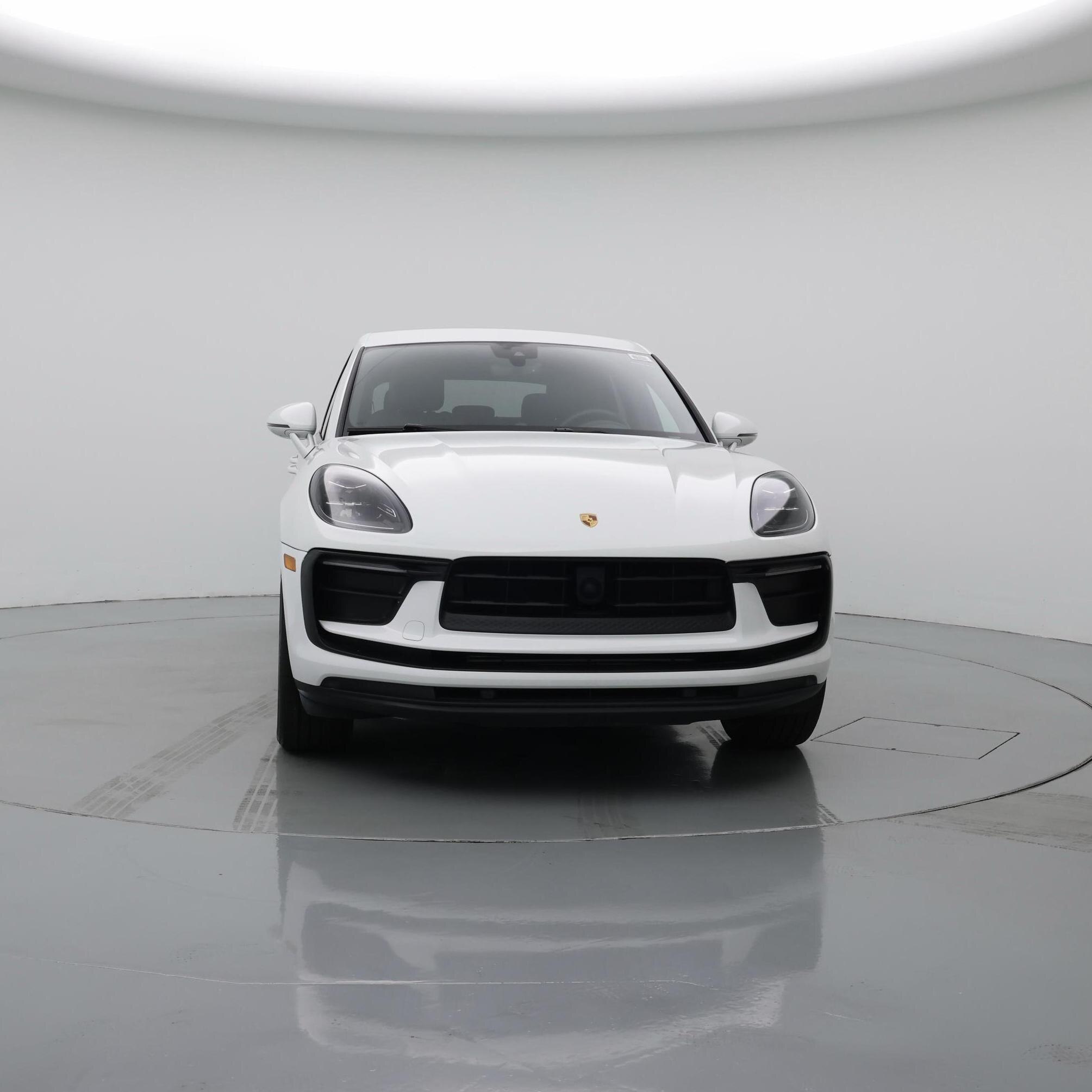 Thumbnail: 2023 Porsche Macan - 5