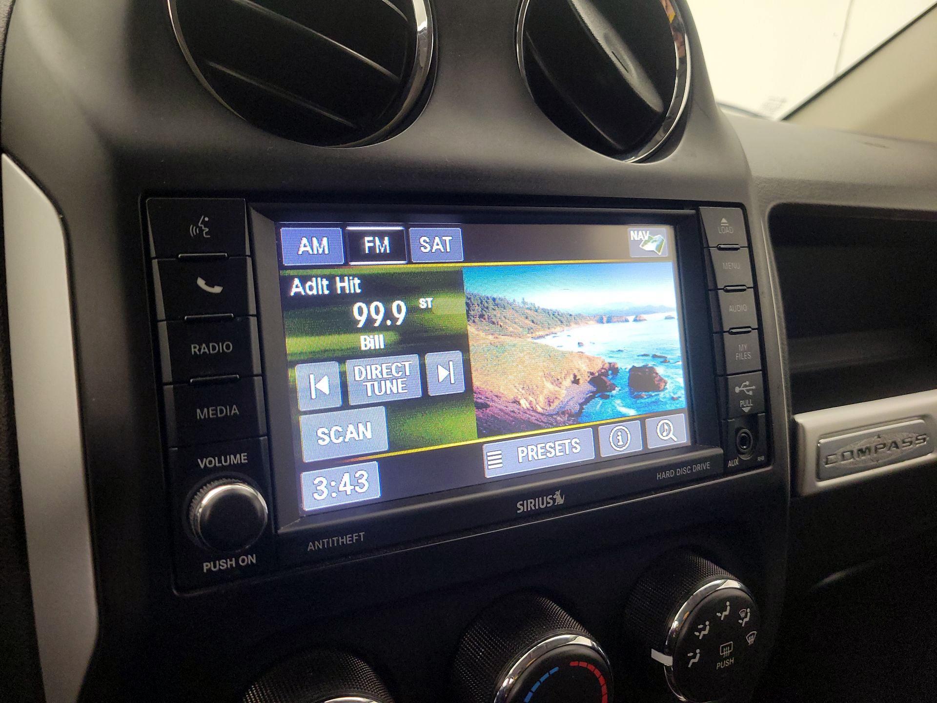 Thumbnail: 2017 Jeep Compass - 13