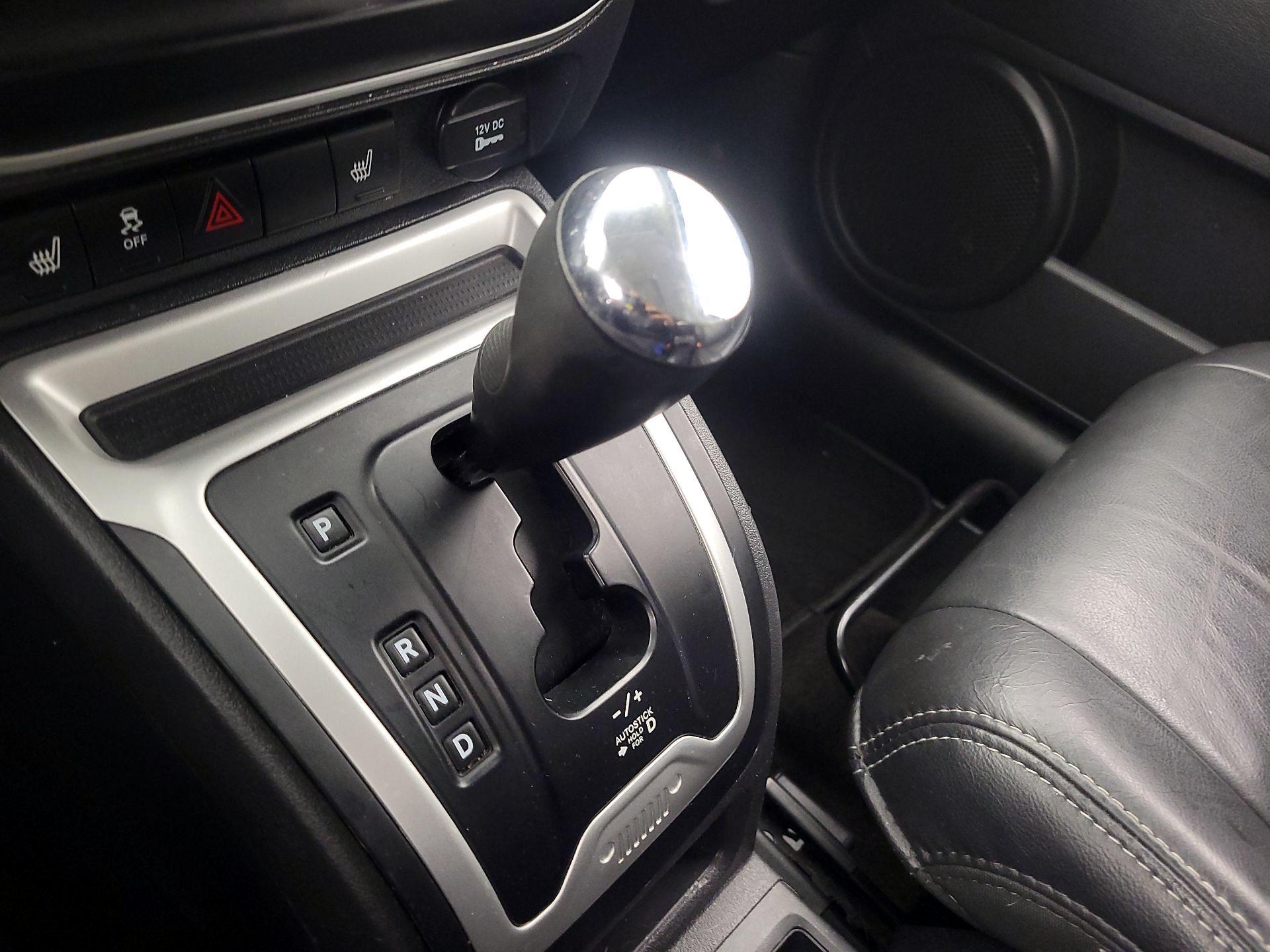 Thumbnail: 2017 Jeep Compass - 15