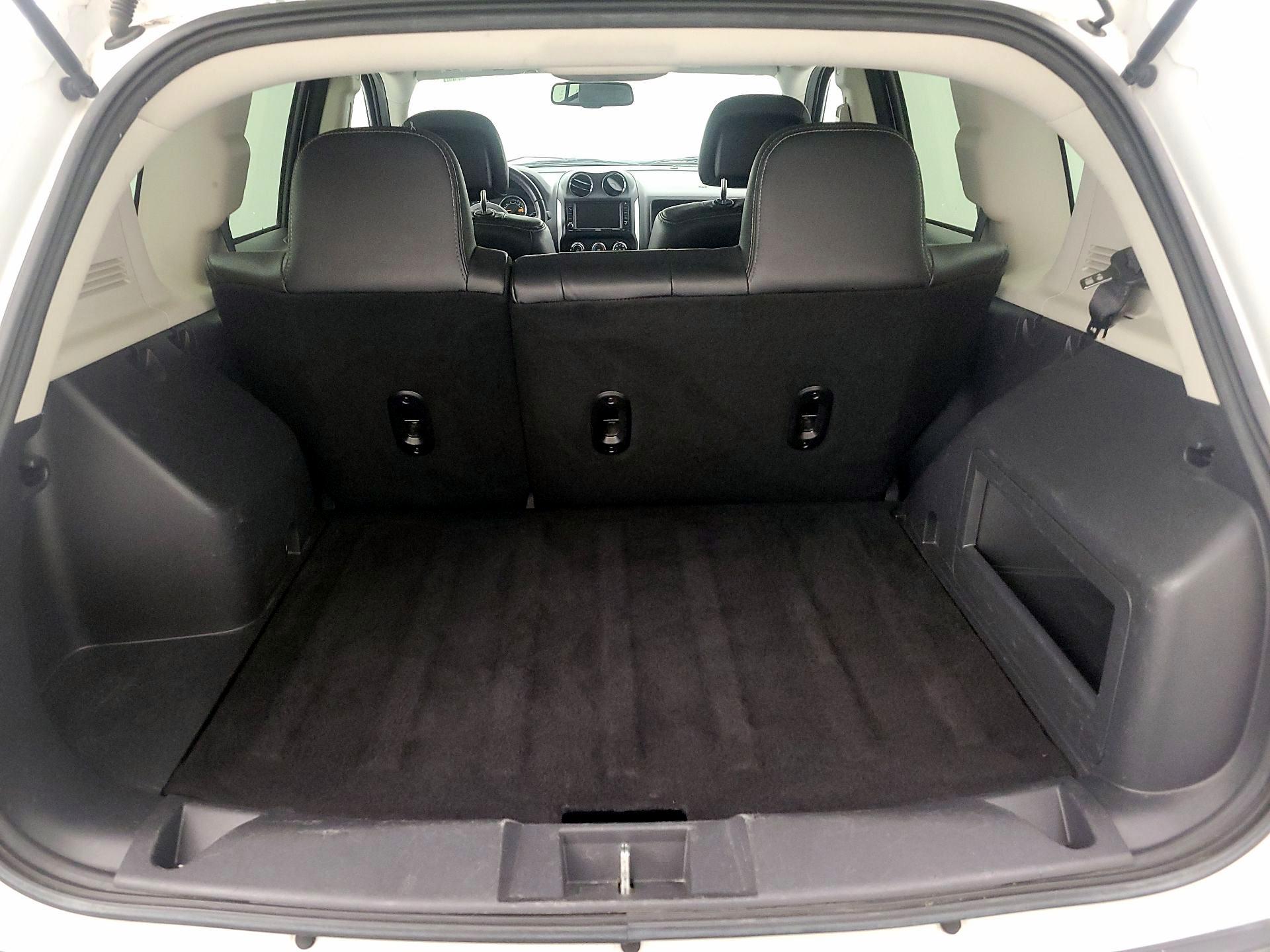 Thumbnail: 2017 Jeep Compass - 19