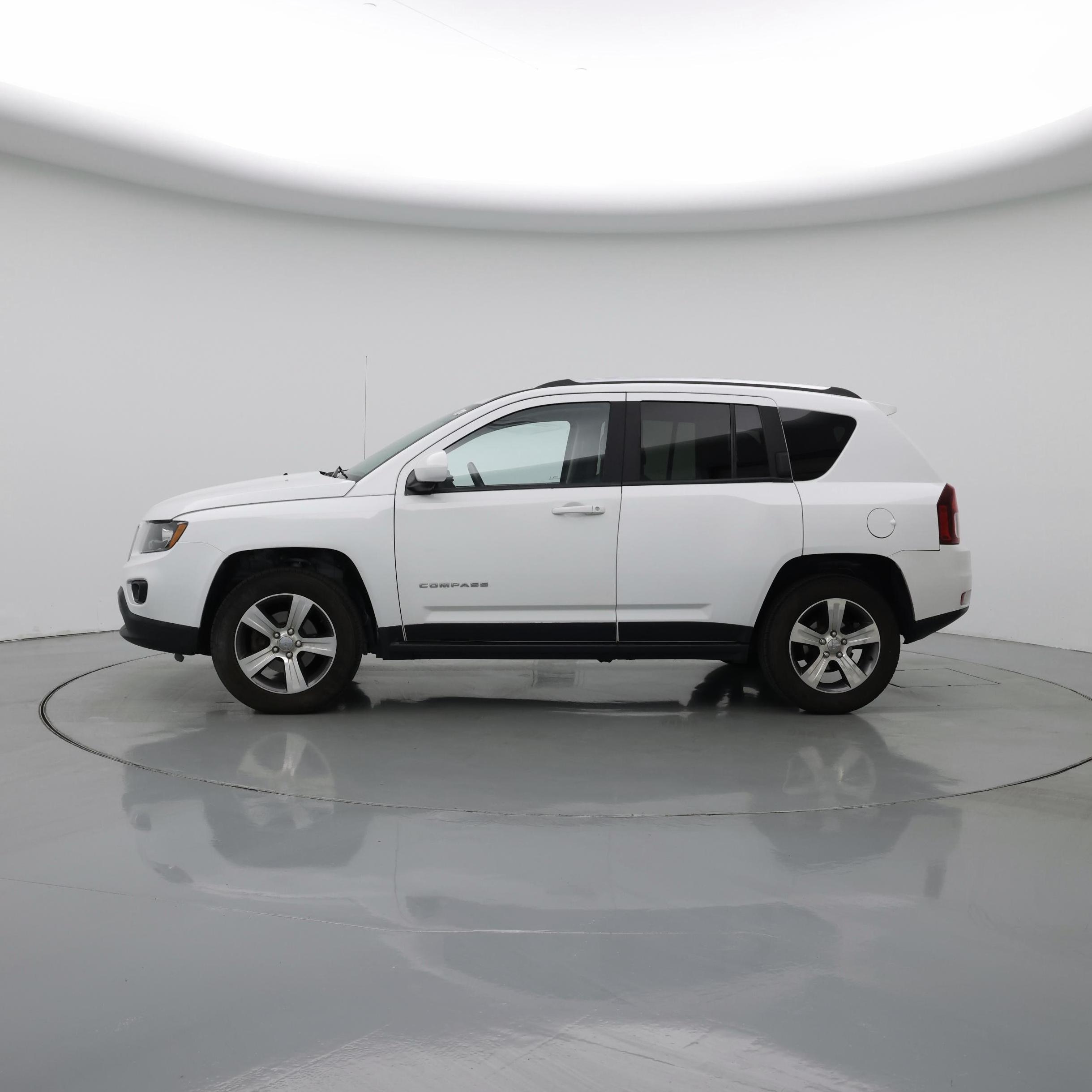 Thumbnail: 2017 Jeep Compass - 3