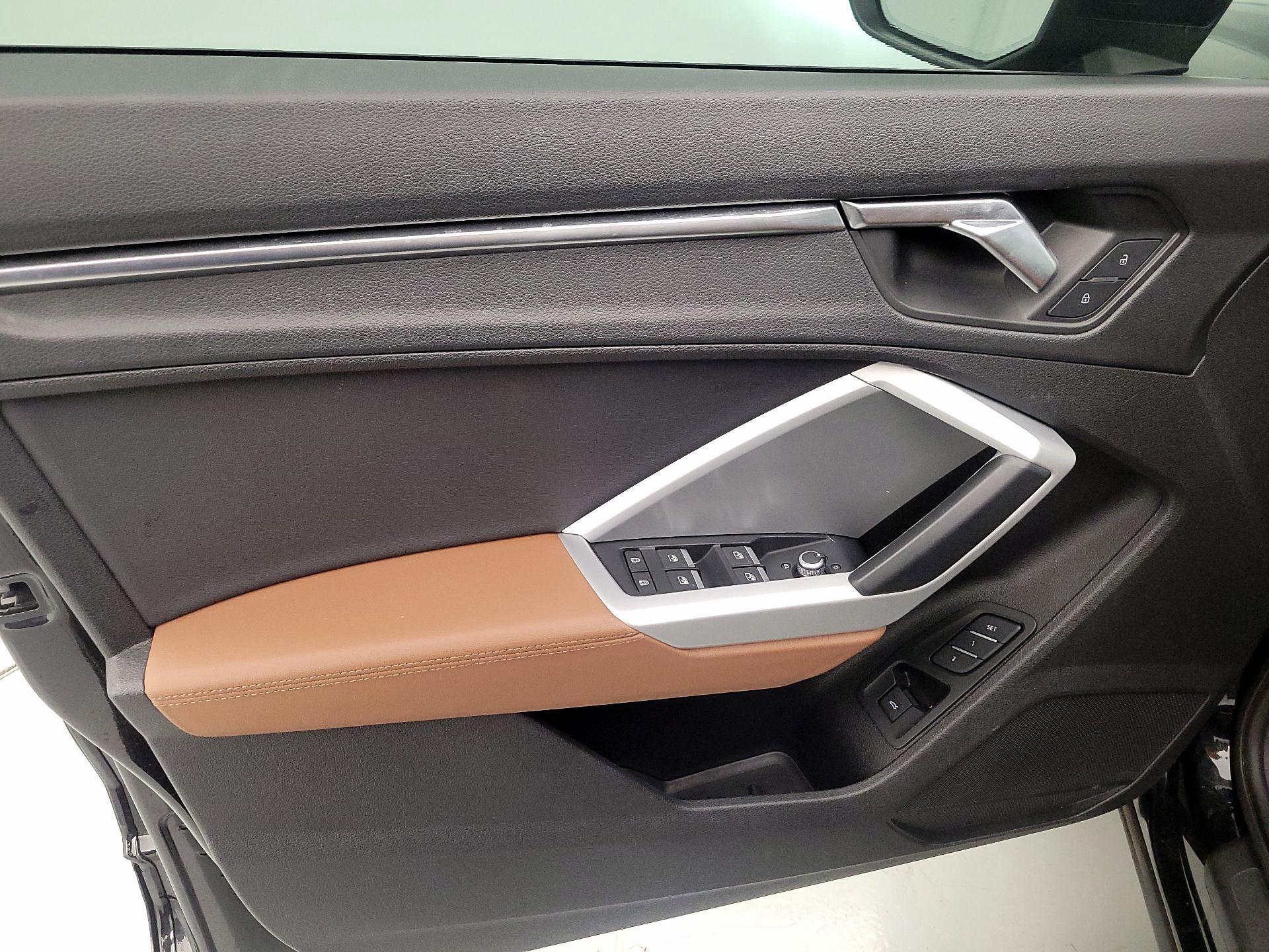 Thumbnail: 2022 Audi Q3 - 12