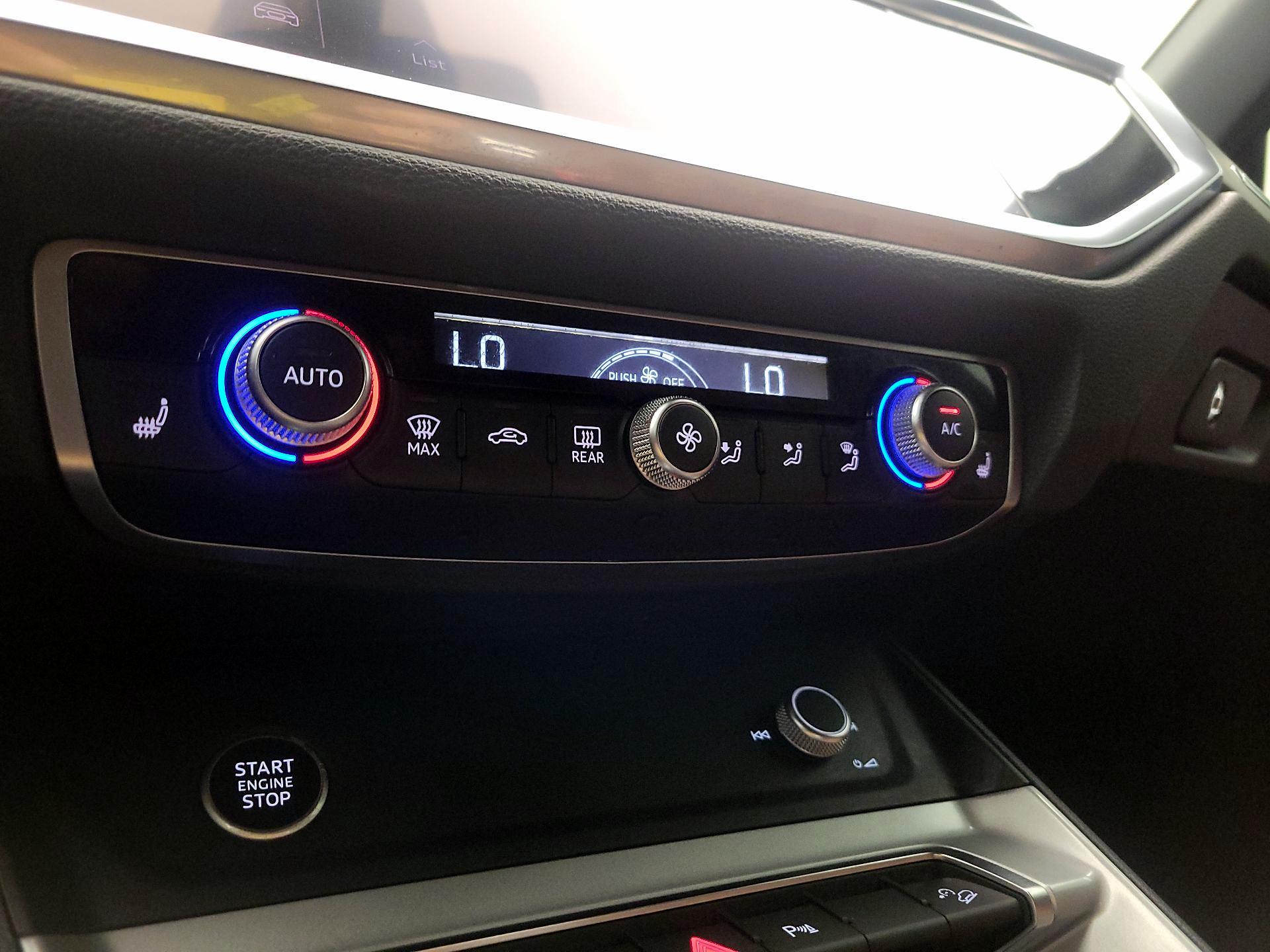 Thumbnail: 2022 Audi Q3 - 16