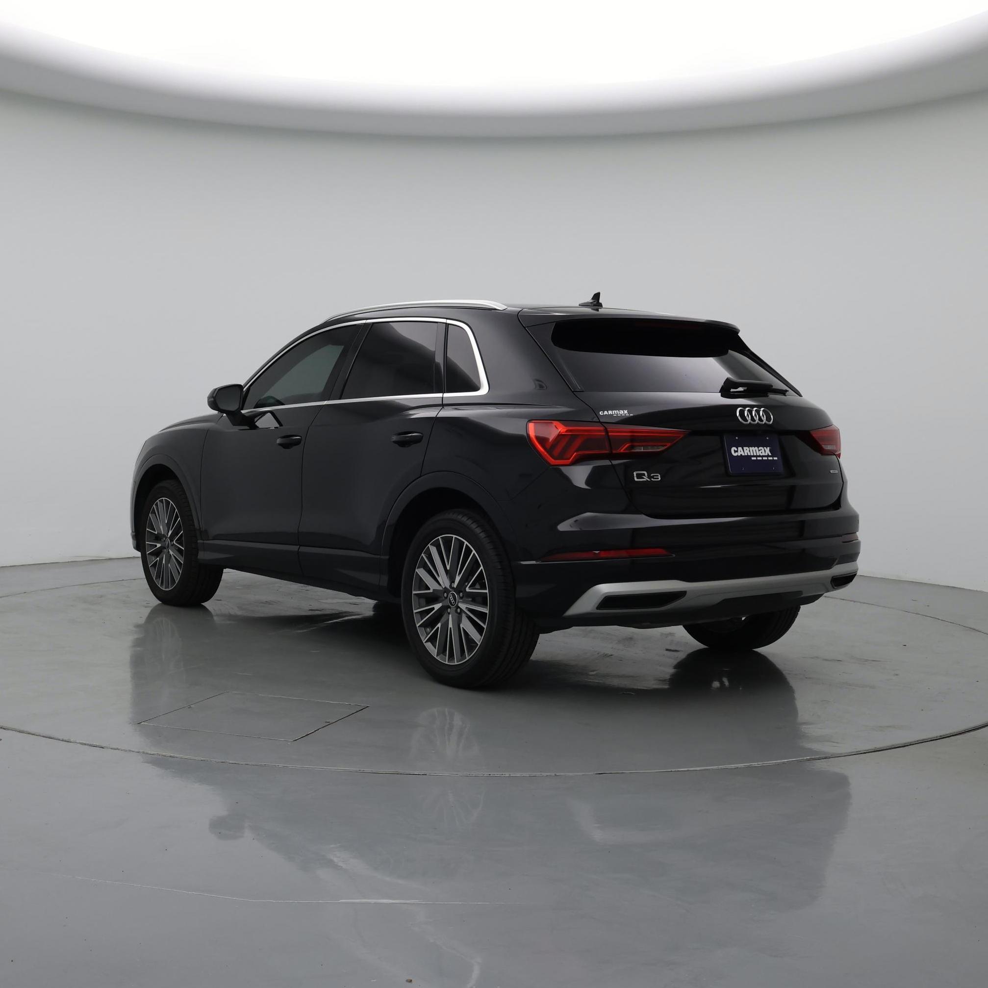 Thumbnail: 2022 Audi Q3 - 2