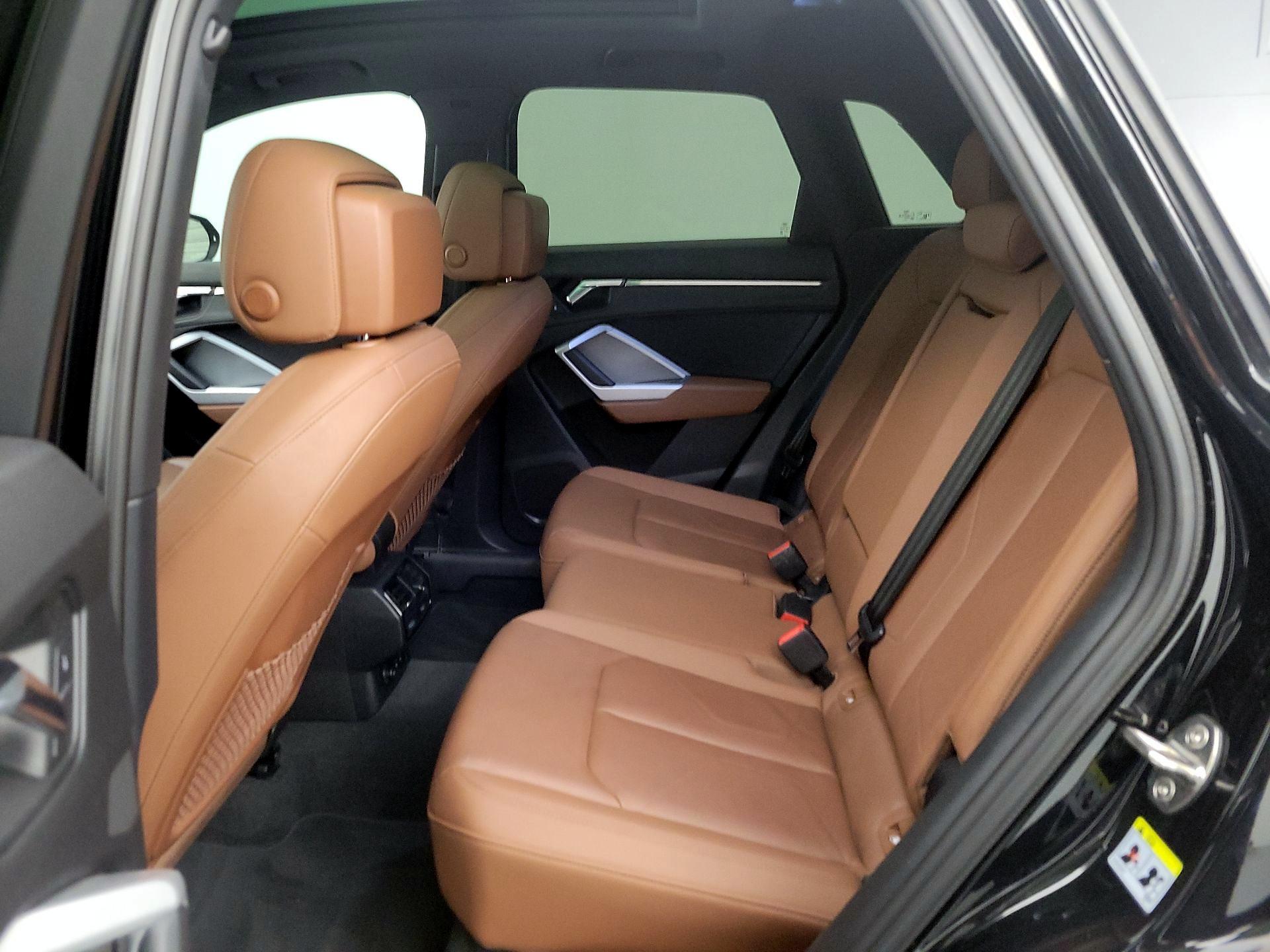 Thumbnail: 2022 Audi Q3 - 20