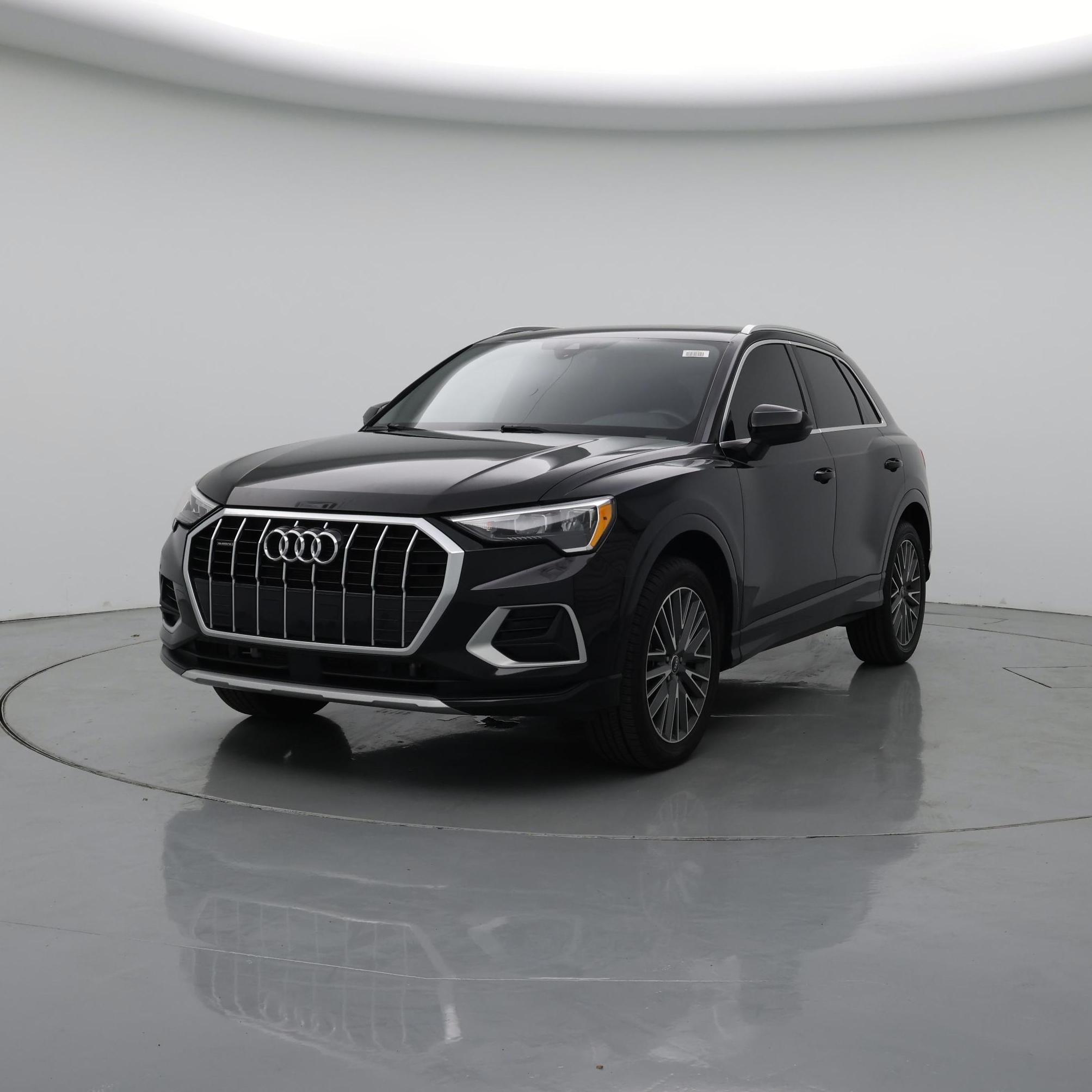 Thumbnail: 2022 Audi Q3 - 4