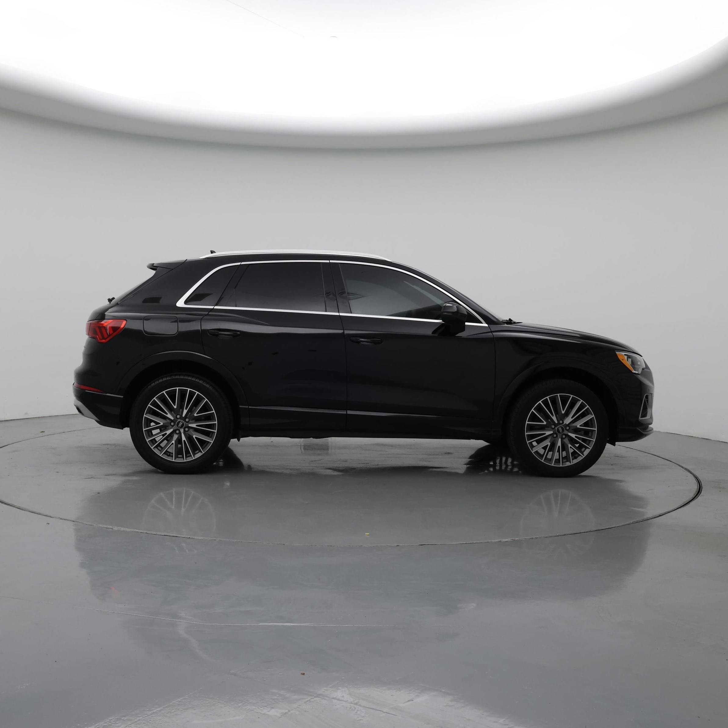 Thumbnail: 2022 Audi Q3 - 7