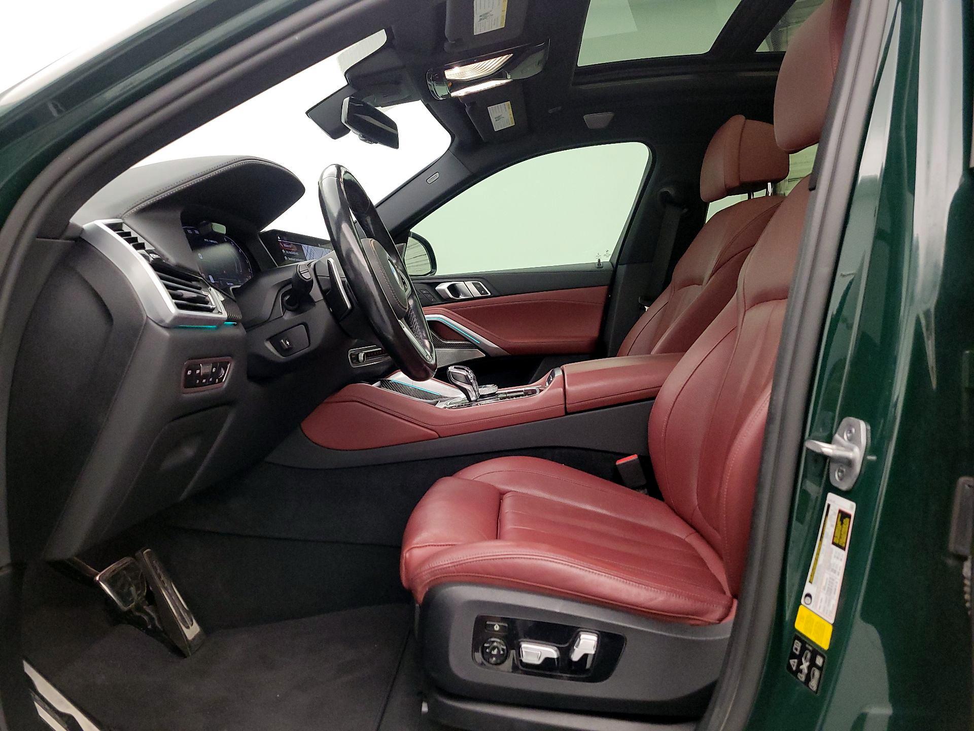 Thumbnail: 2021 BMW X6 - 11