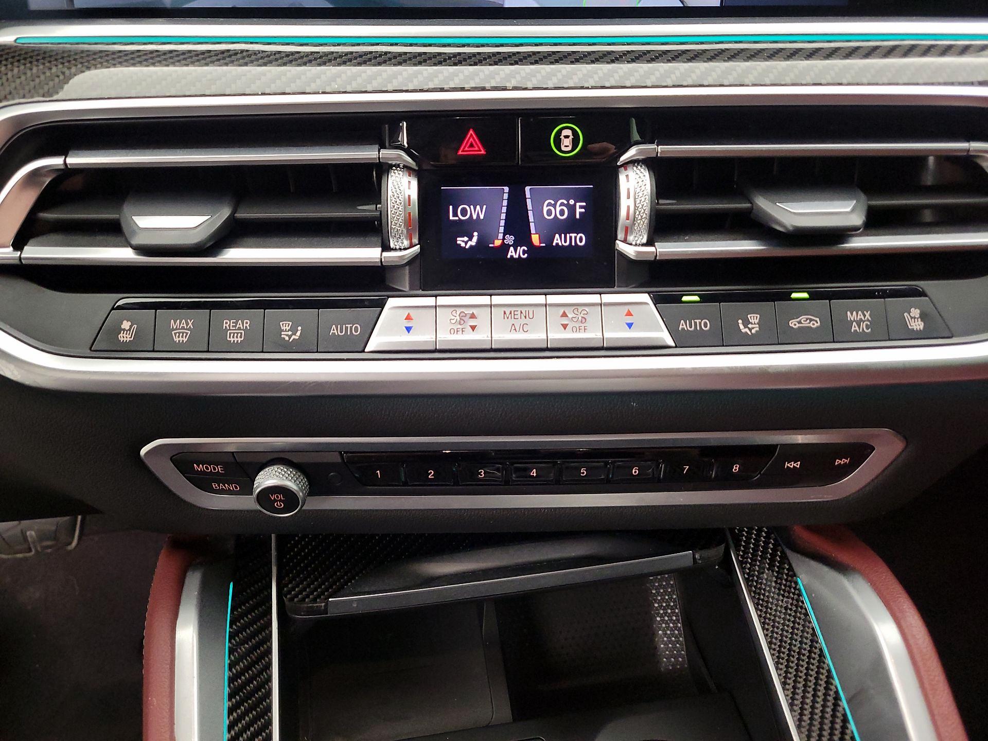 Thumbnail: 2021 BMW X6 - 17