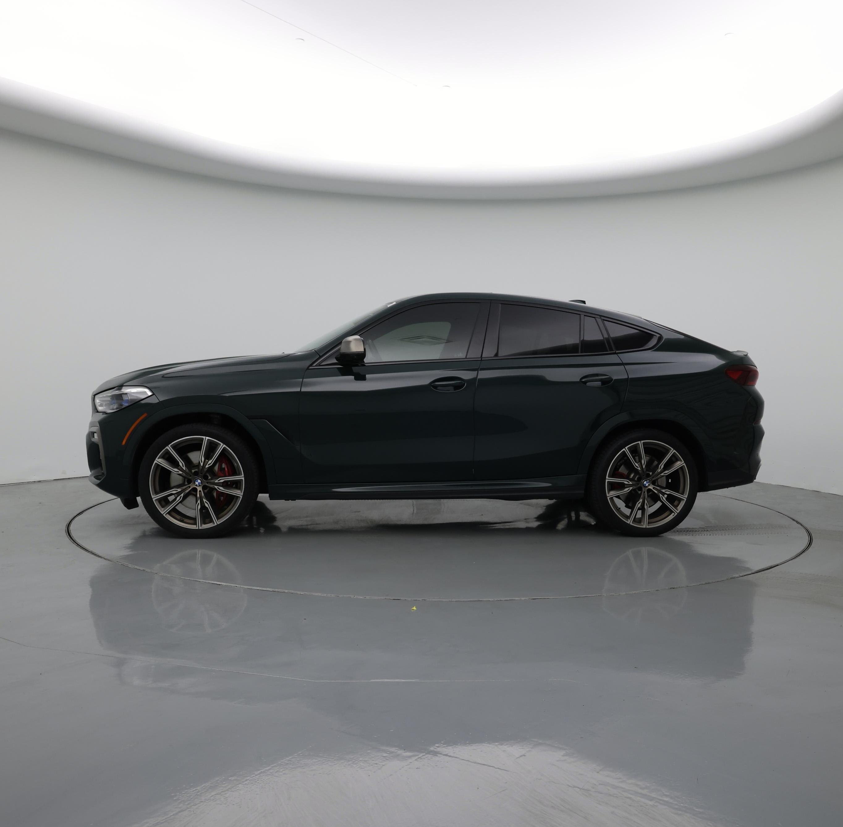 Thumbnail: 2021 BMW X6 - 3