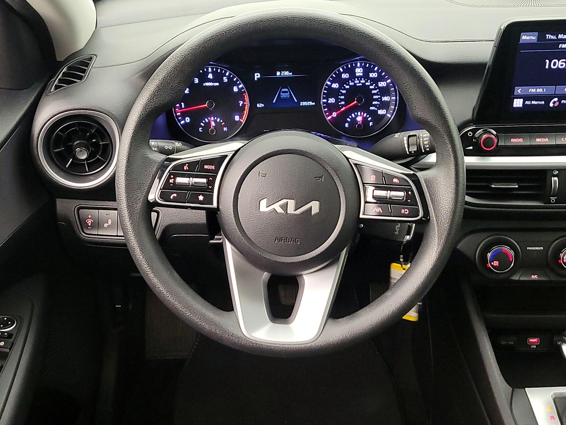 Thumbnail: 2023 Kia Forte - 10