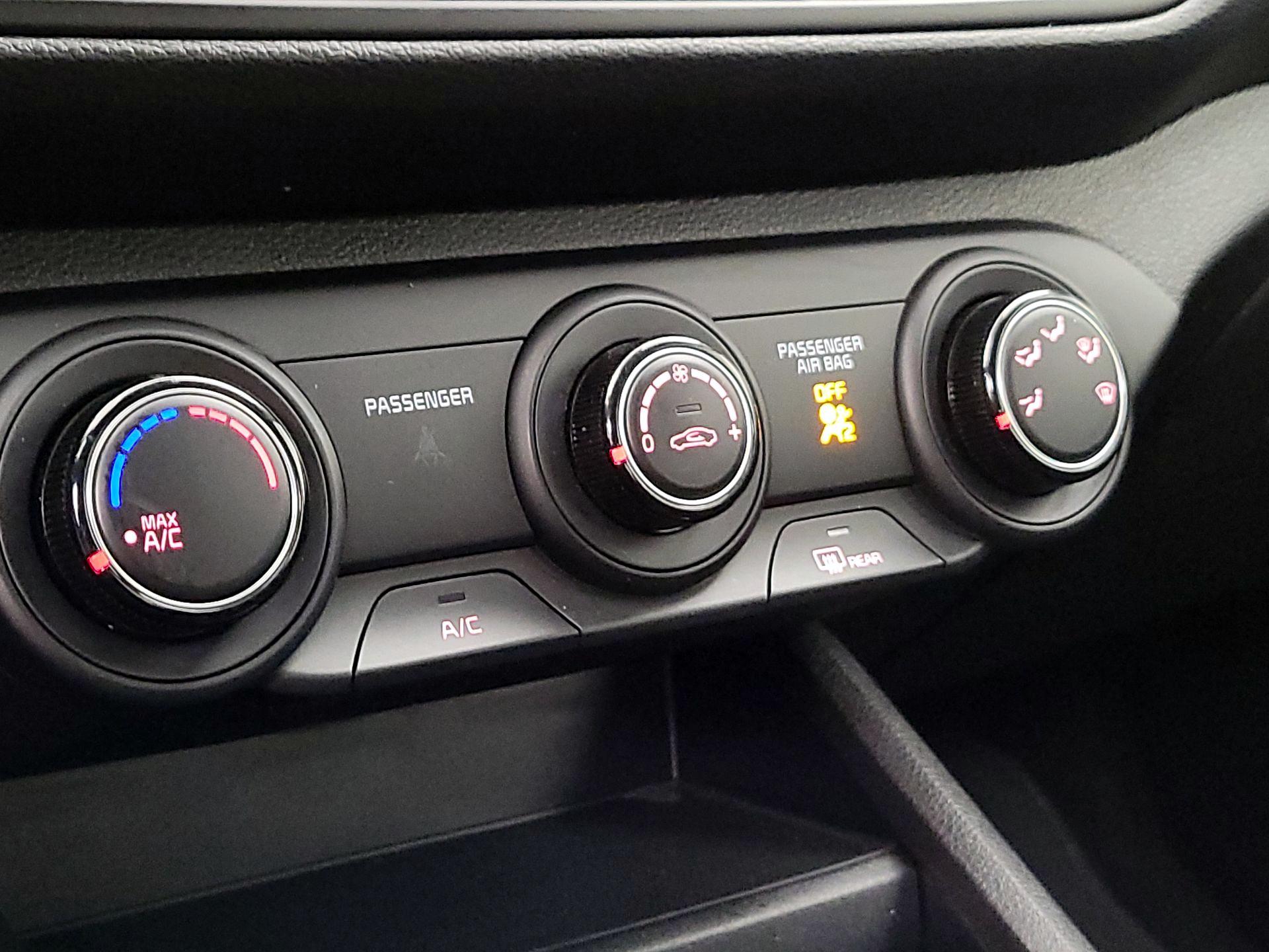 Thumbnail: 2023 Kia Forte - 16