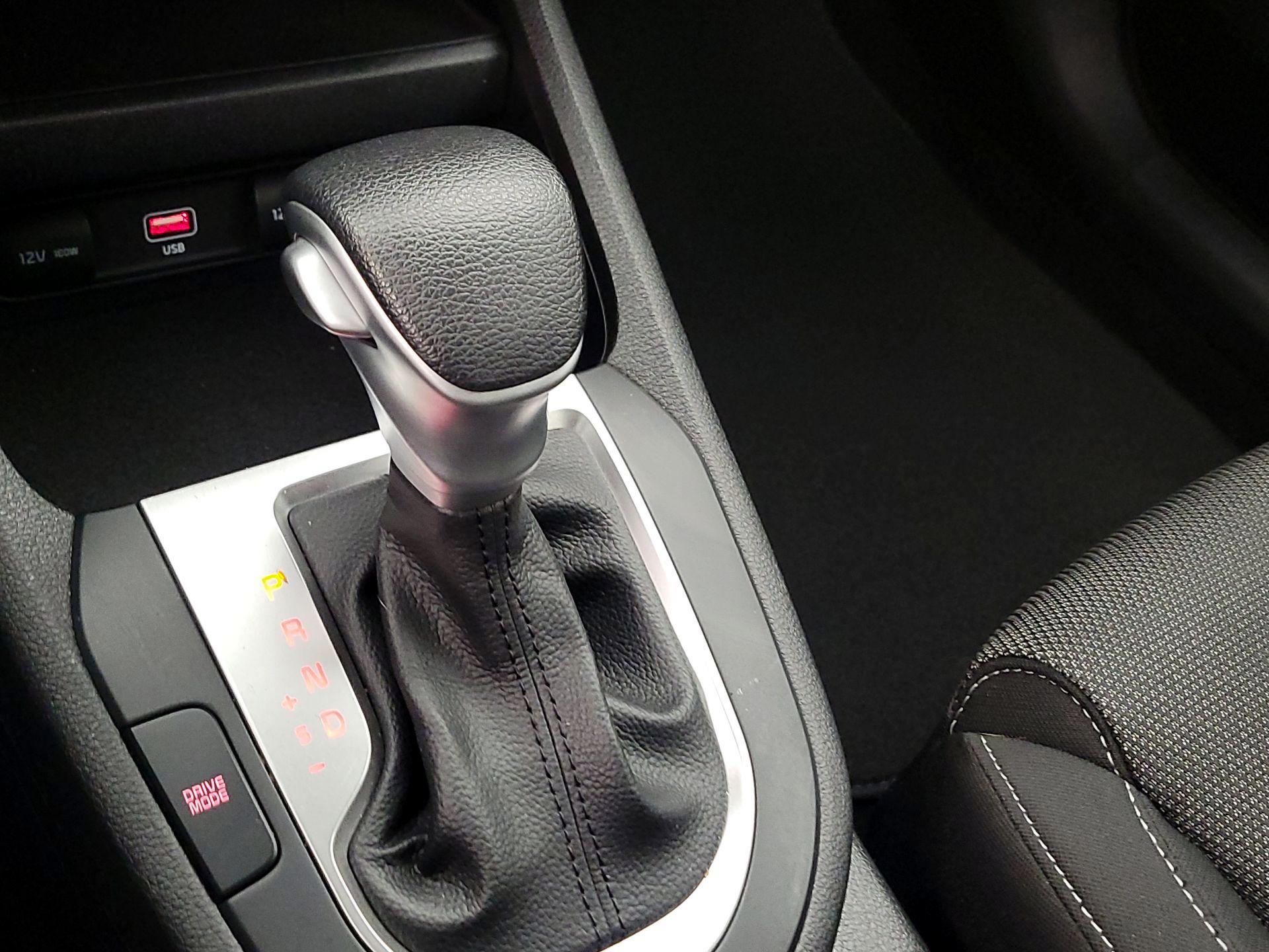 Thumbnail: 2023 Kia Forte - 17