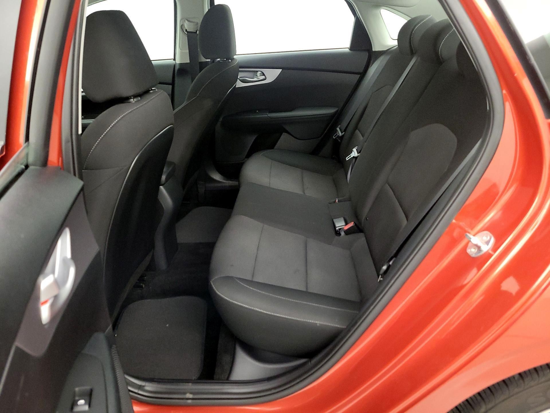 Thumbnail: 2023 Kia Forte - 19