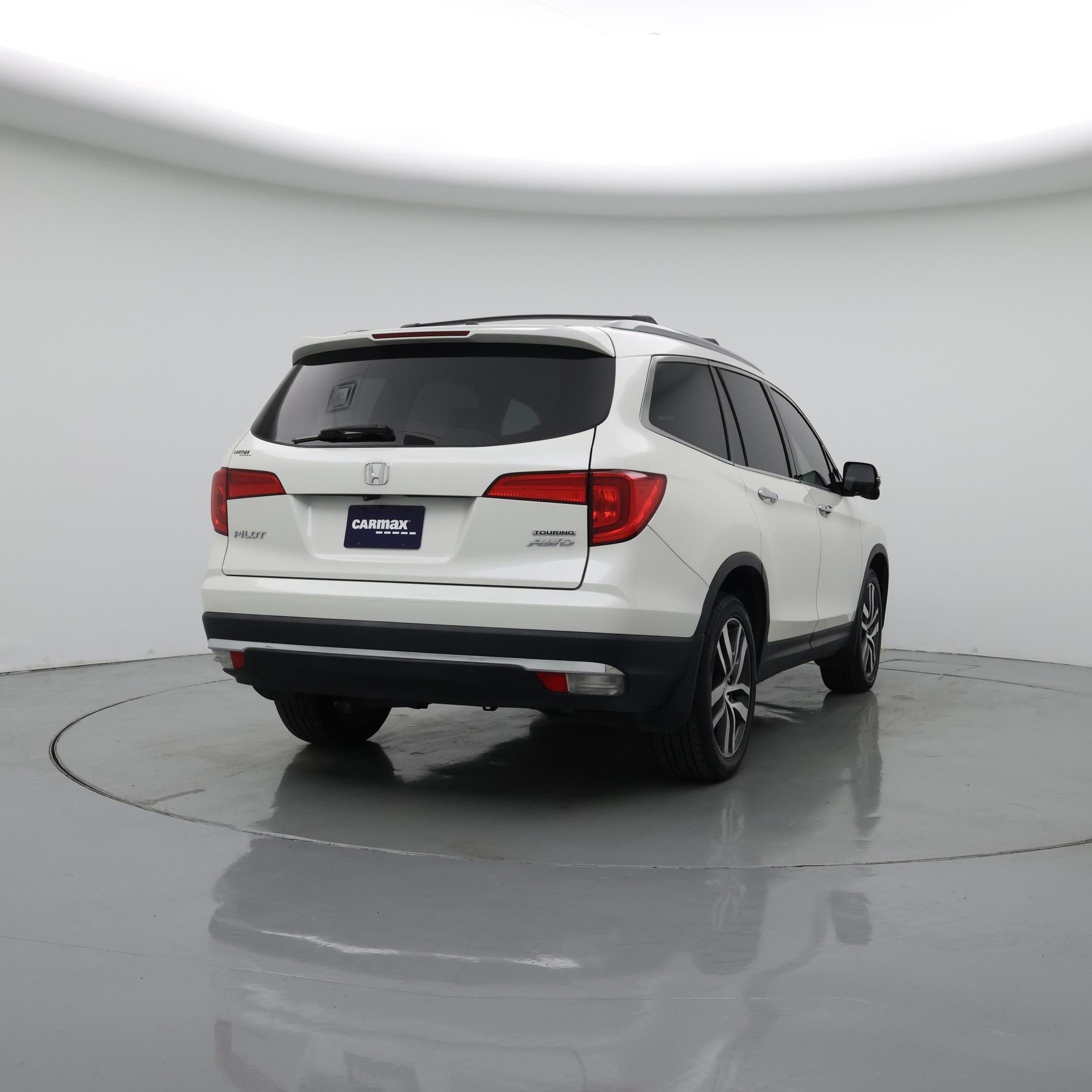 Thumbnail: 2016 Honda Pilot - 8