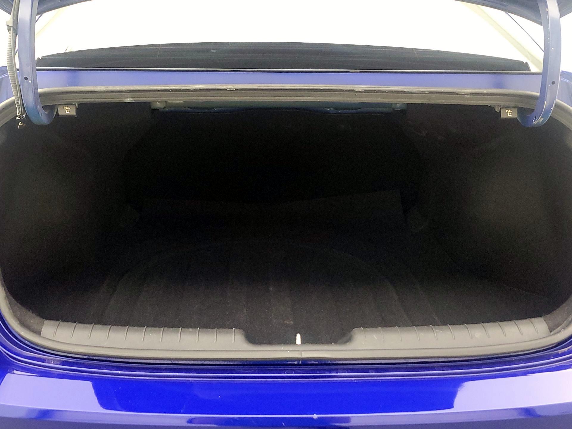 Thumbnail: 2023 Hyundai Elantra - 20