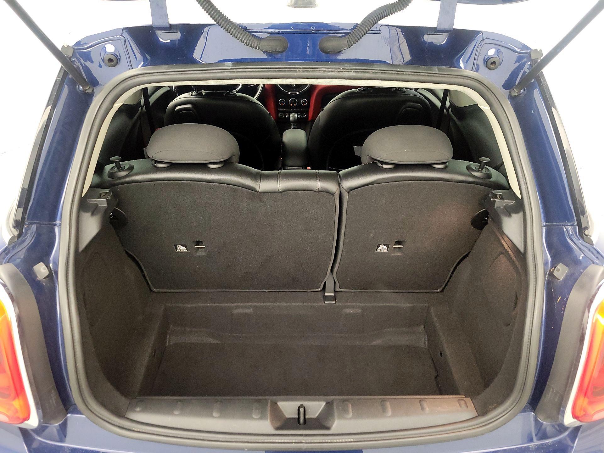 Thumbnail: 2015 MINI Cooper Hardtop - 20