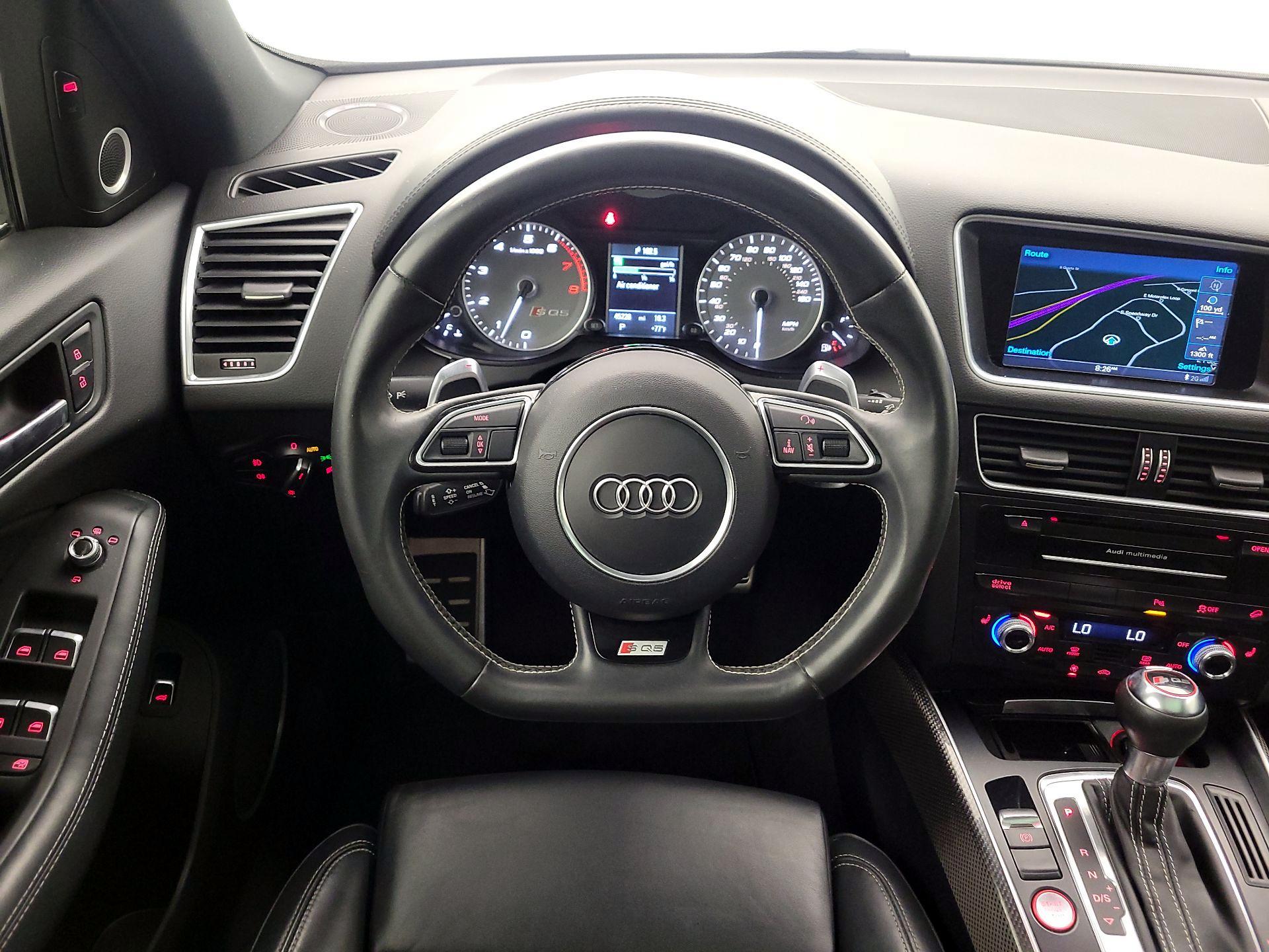 Thumbnail: 2015 Audi SQ5 - 10