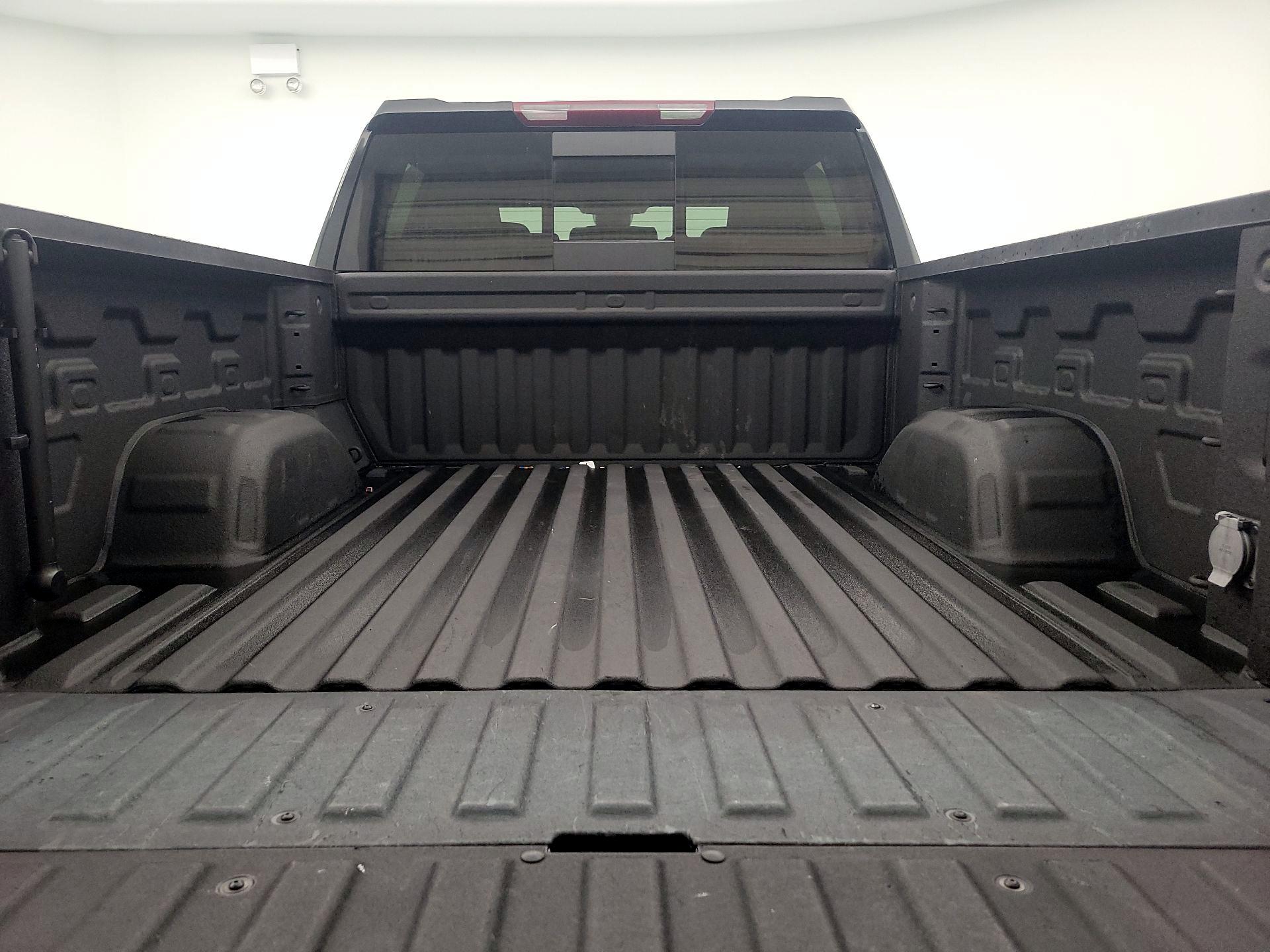 Thumbnail: 2024 Chevrolet Silverado 1500 - 20