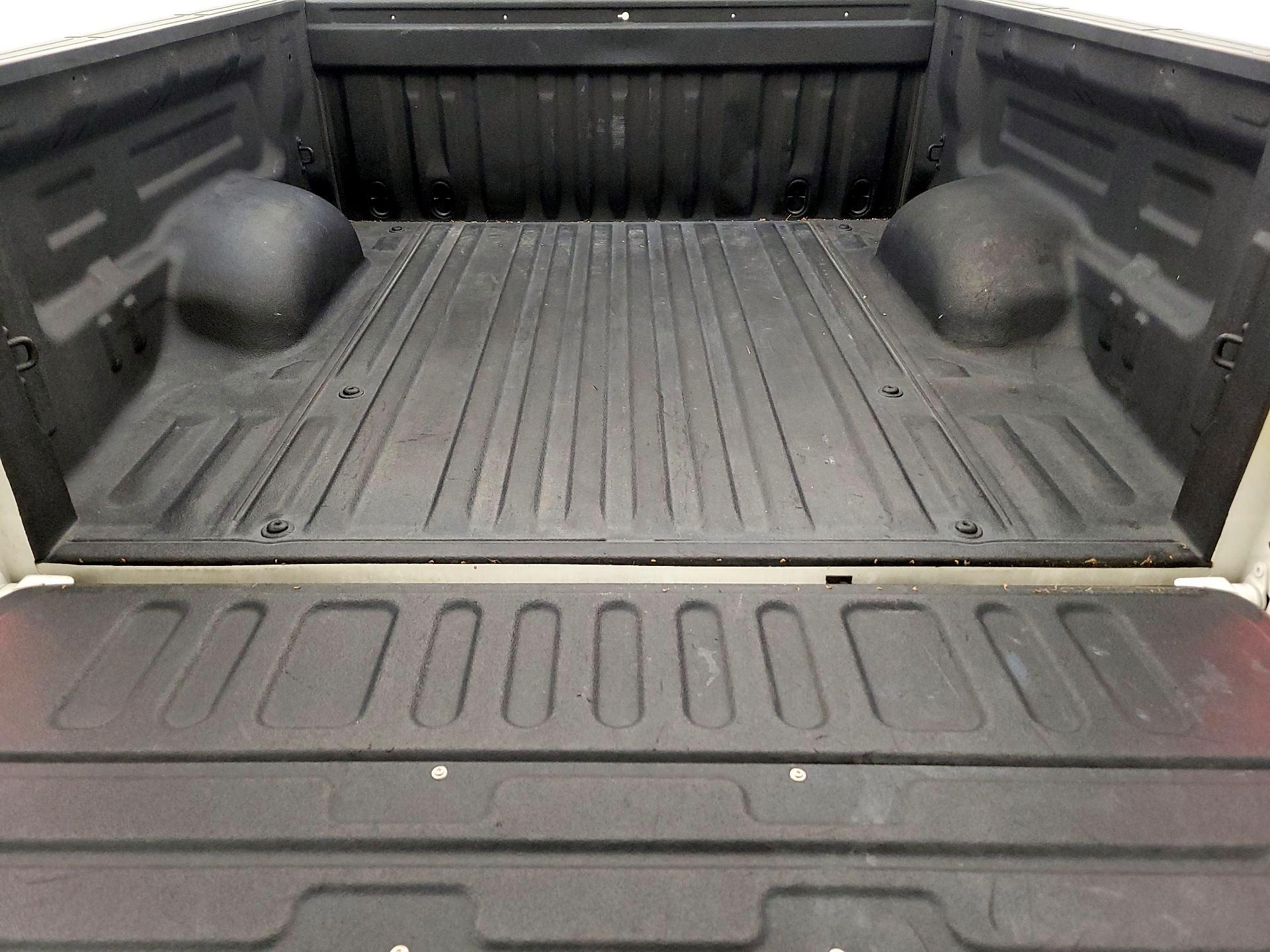Thumbnail: 2018 Toyota Tundra - 20