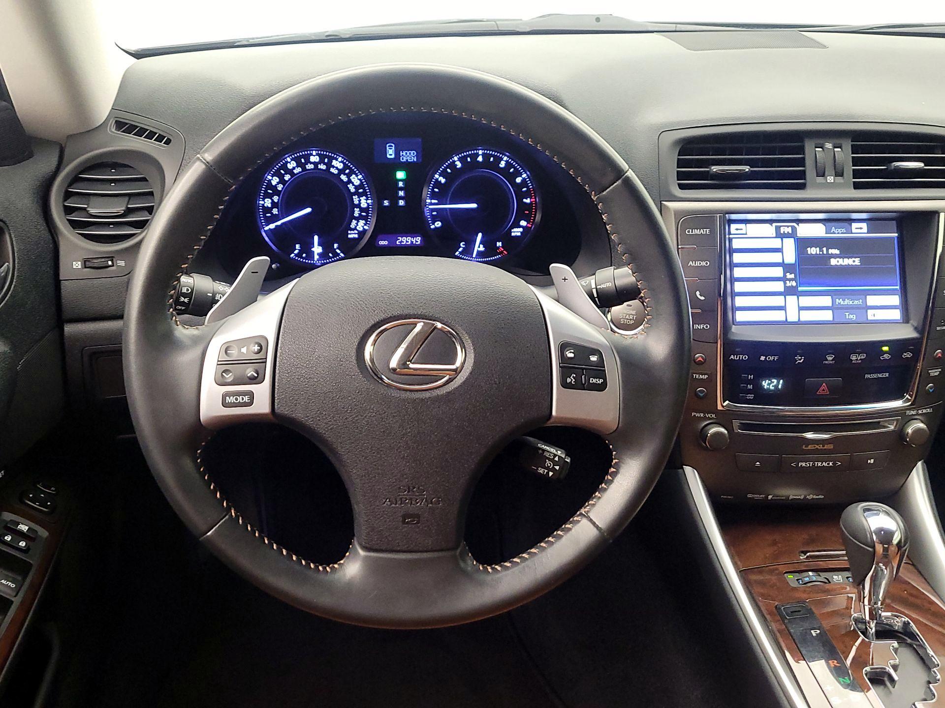 Thumbnail: 2014 Lexus IS - 10