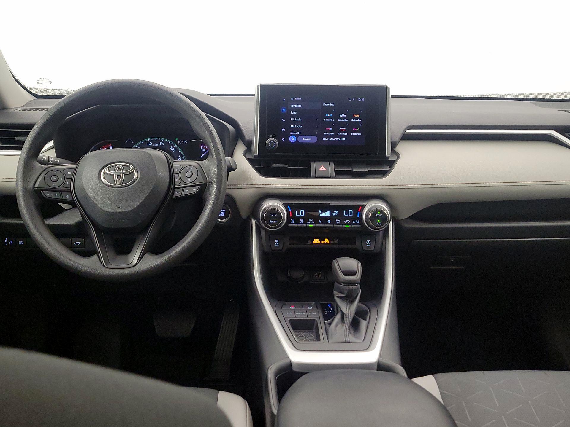 Thumbnail: 2023 Toyota RAV4 - 9