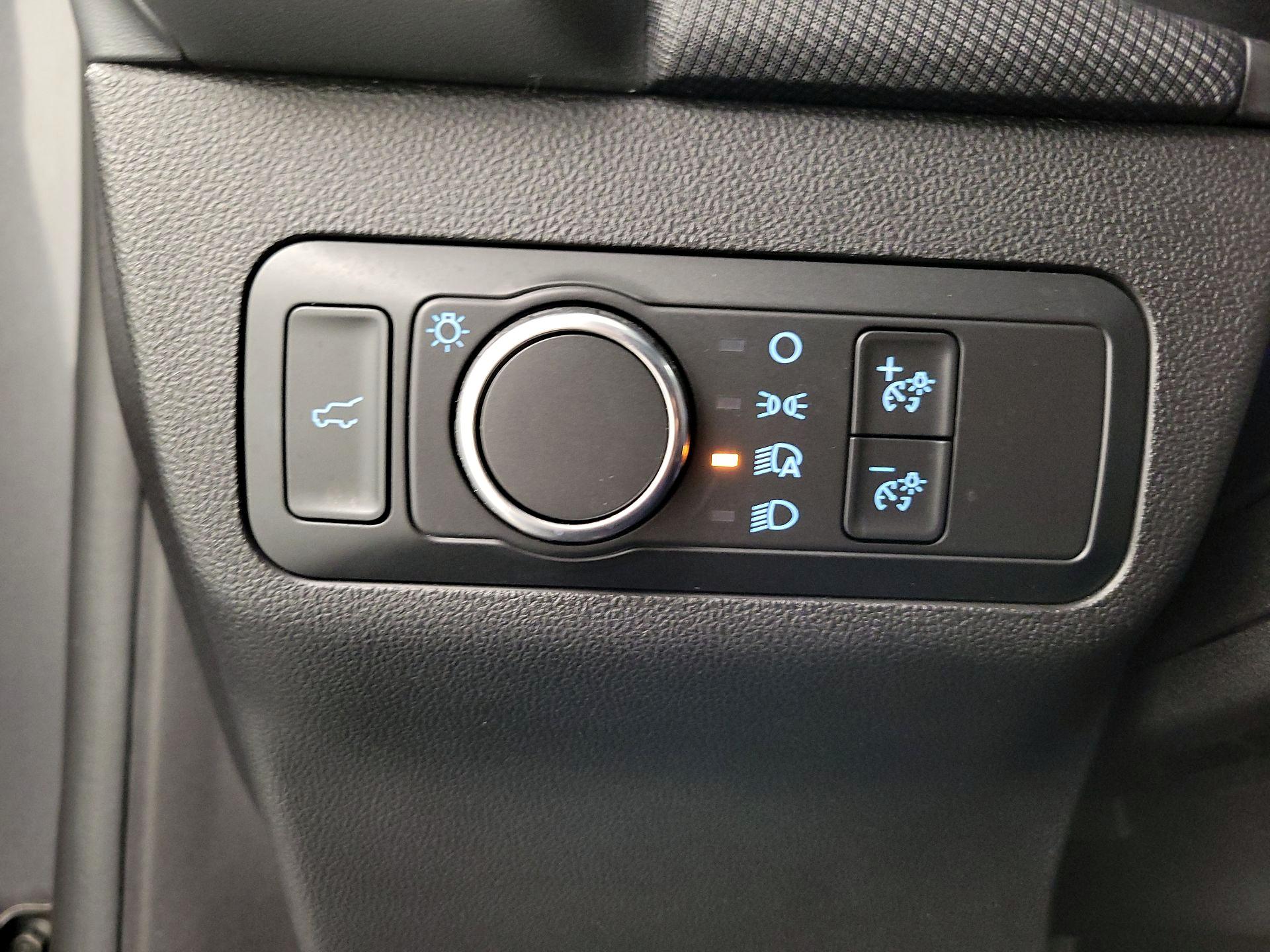 Thumbnail: 2021 Ford Bronco Sport - 13