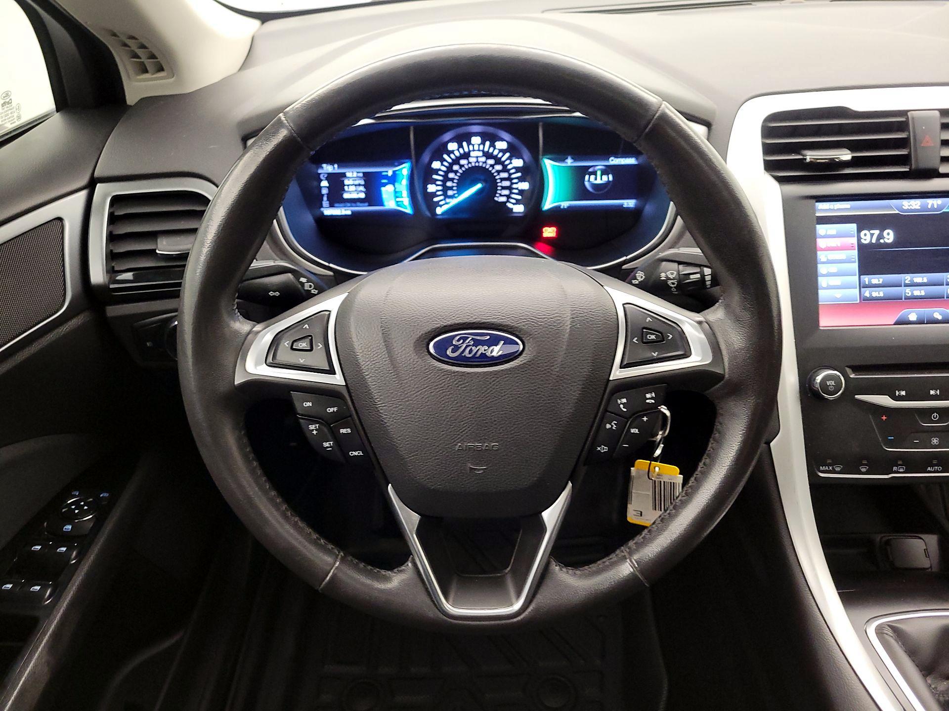 Thumbnail: 2014 Ford Fusion - 10