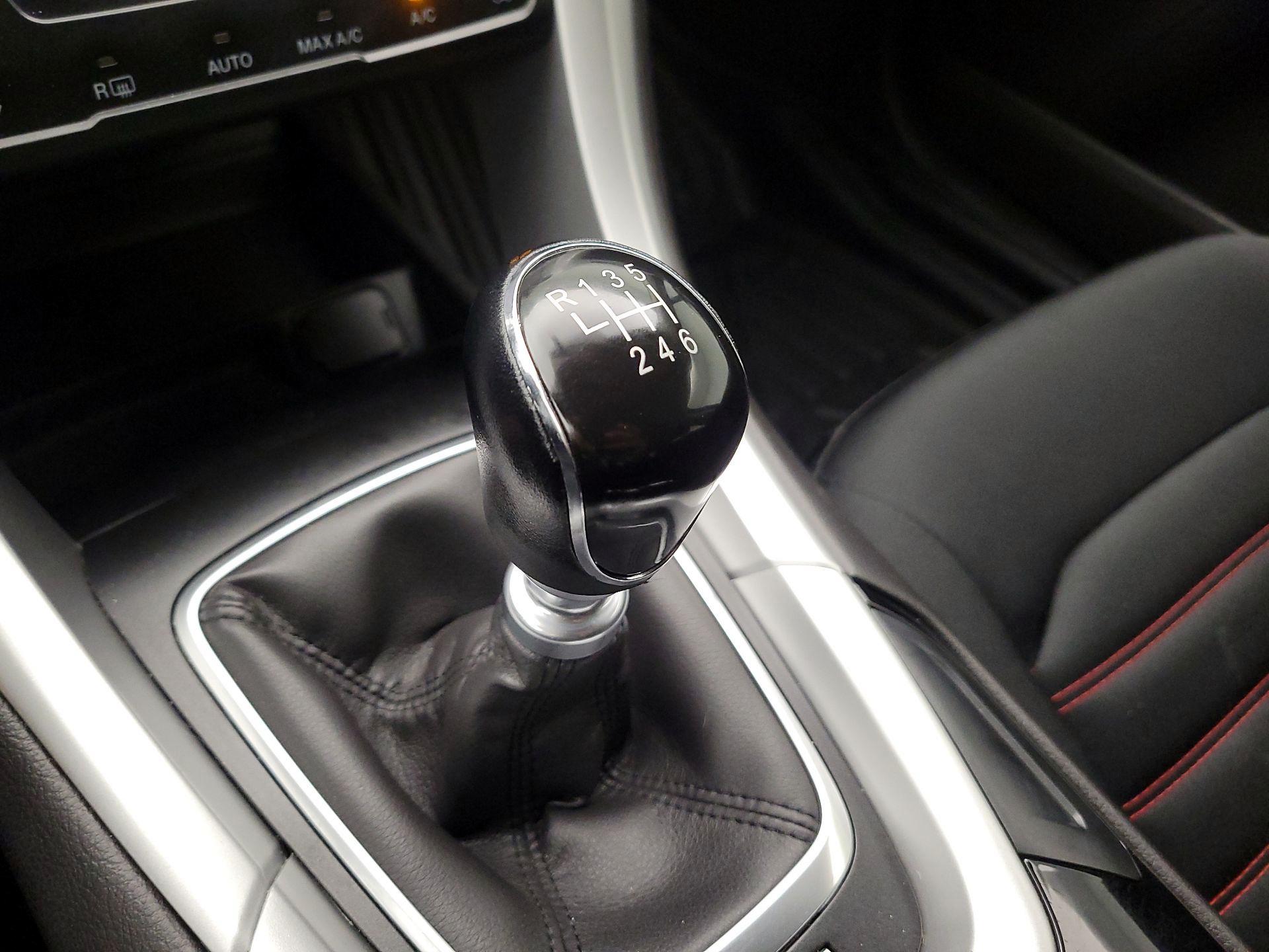 Thumbnail: 2014 Ford Fusion - 17