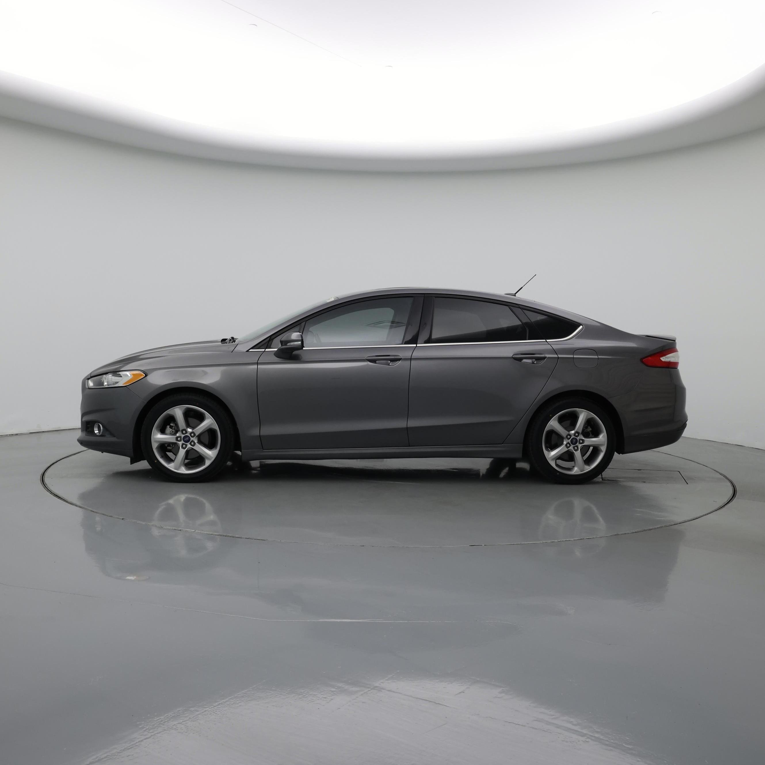 Thumbnail: 2014 Ford Fusion - 3